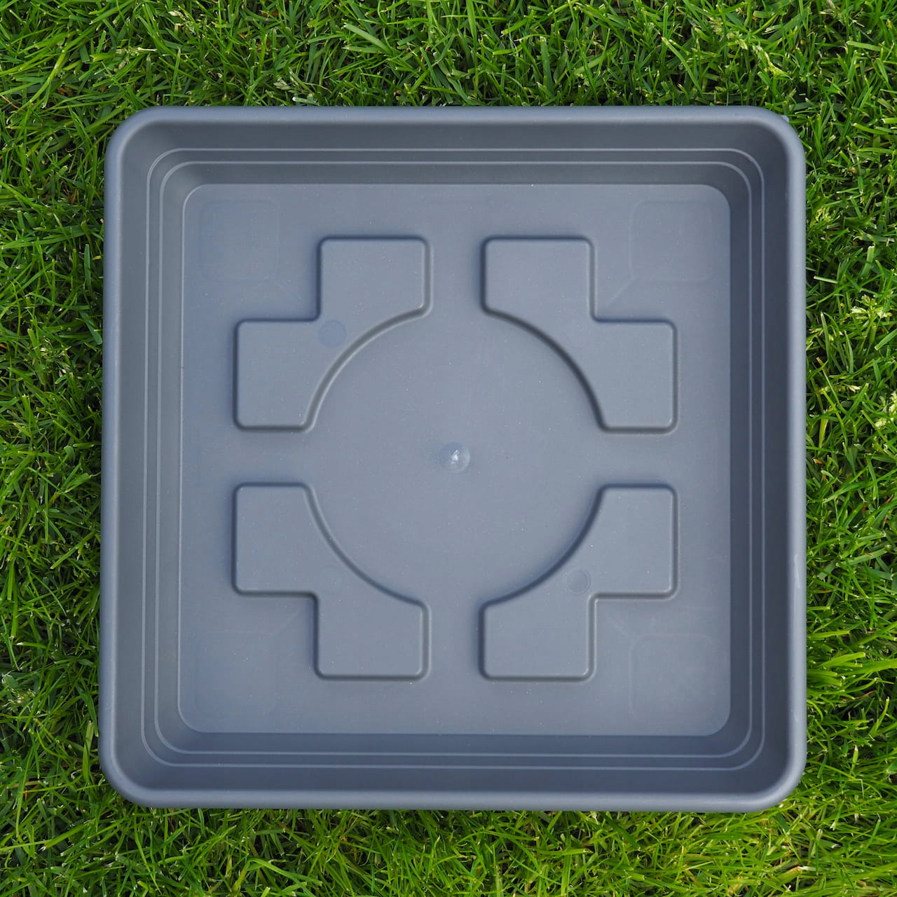 

Kwadratowa podstawka pod doniczkę ciemnoszara 20