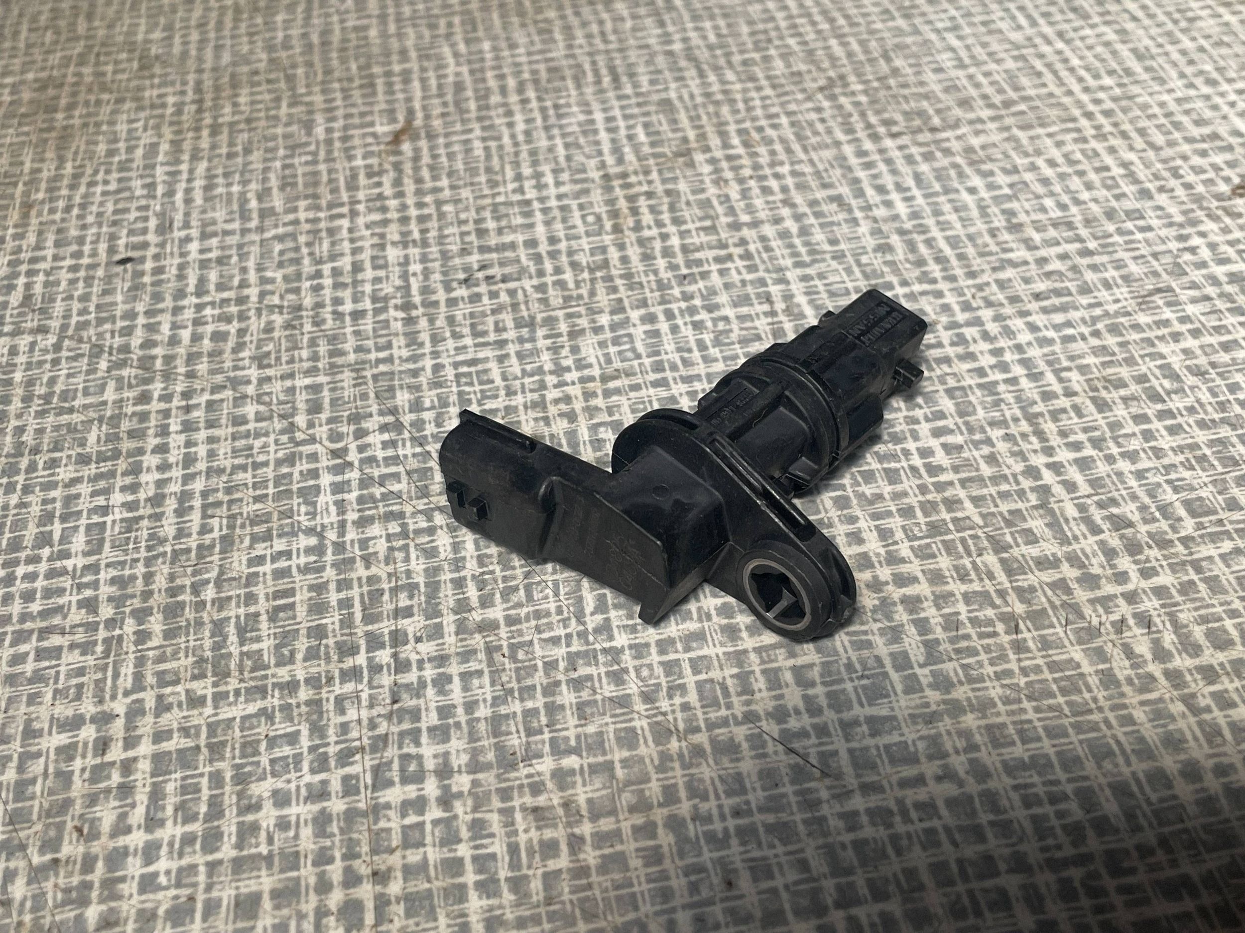 crankshaft position sensor RENAULT CLIO V 19- 1,0 TCE 237313661R !J