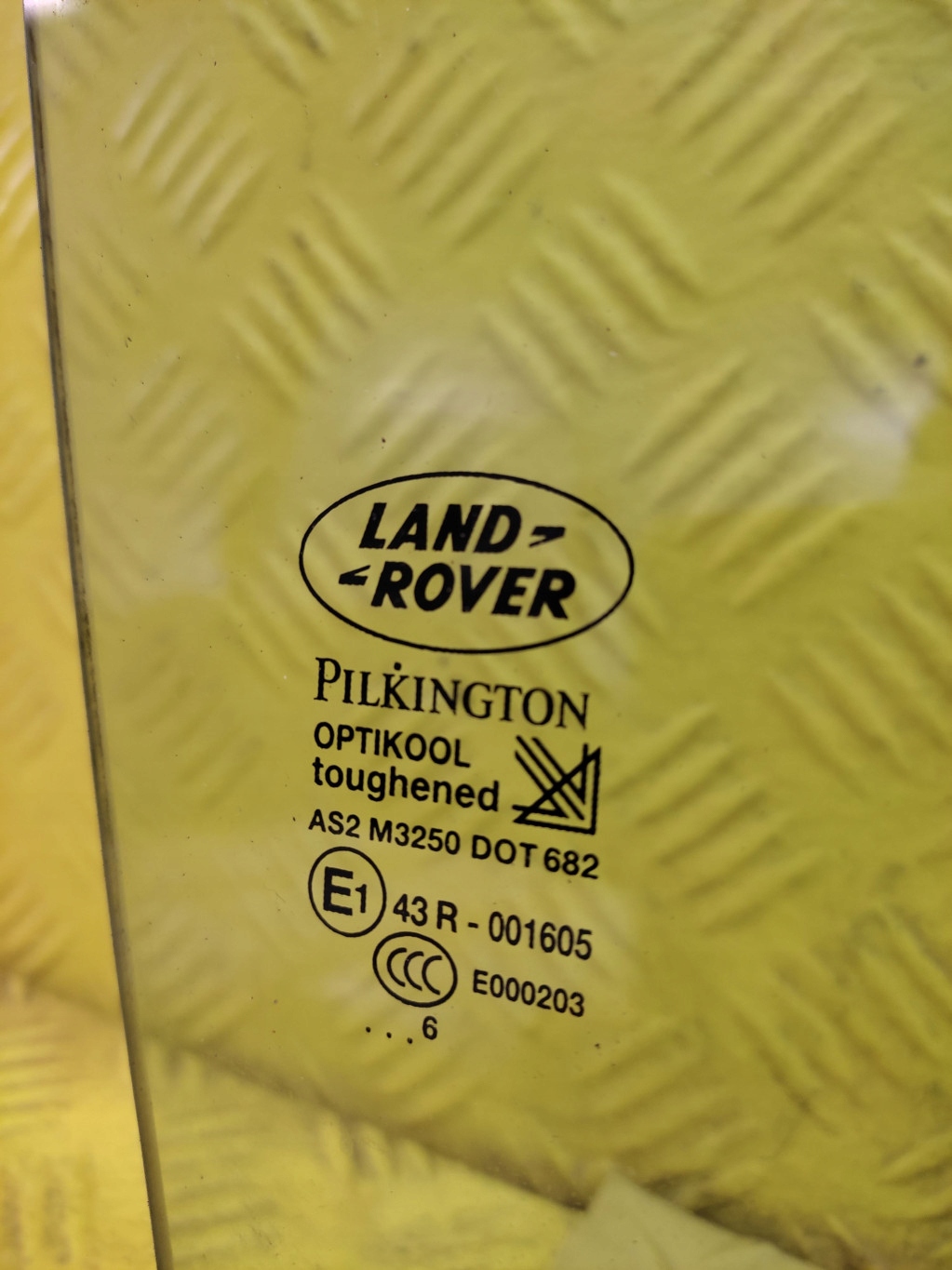 LAND ROVER DISCOVERY III window door right front