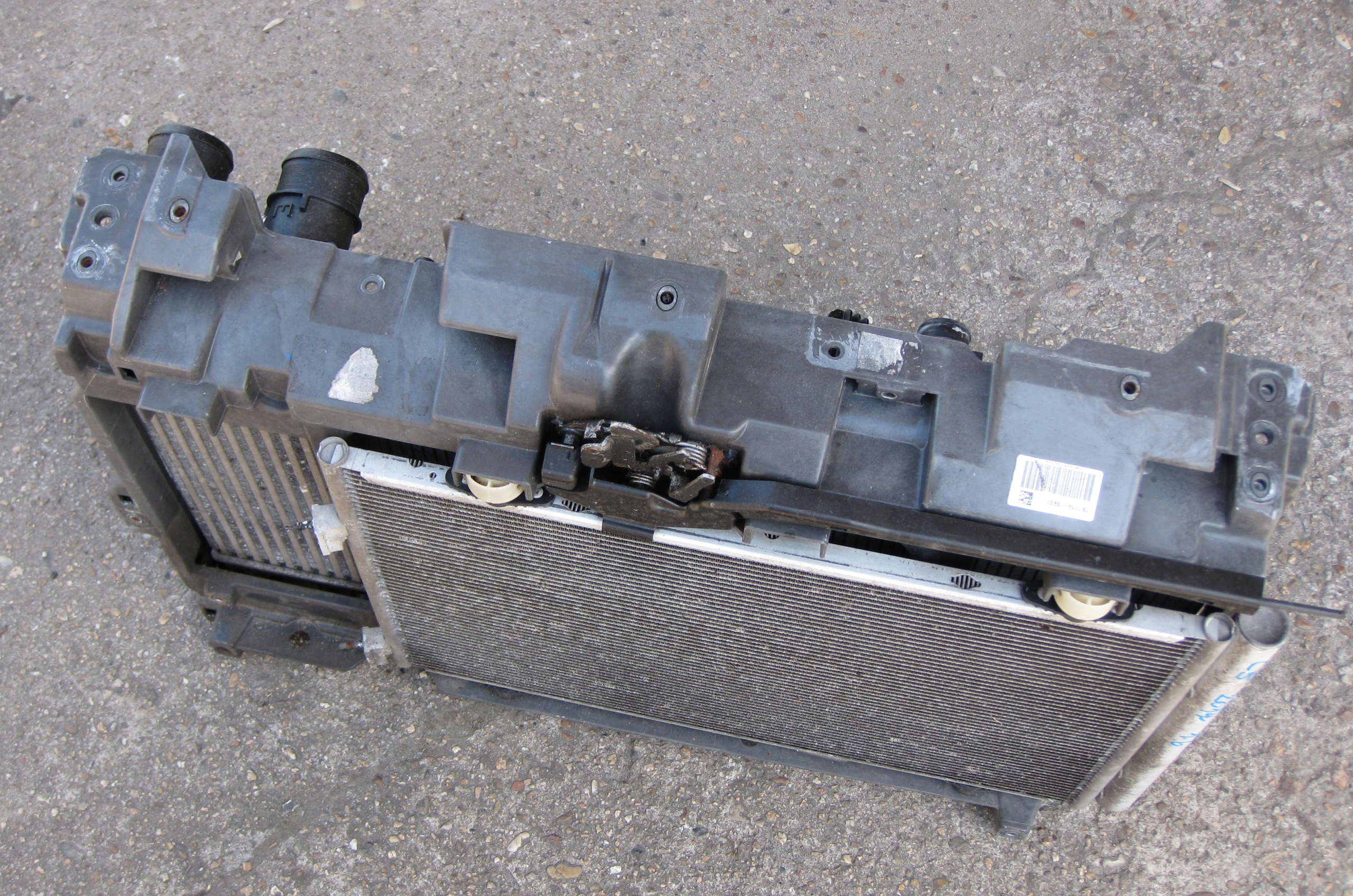 CITROEN C5 III 14R support panel for radiators radiator fan KOMPLET 9685794280