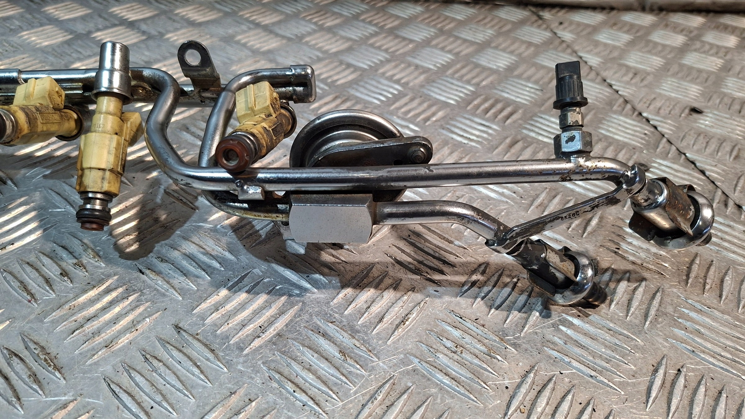 Rampe injection Z WTRYSKAMI FORD COUGAR 2.5 V6