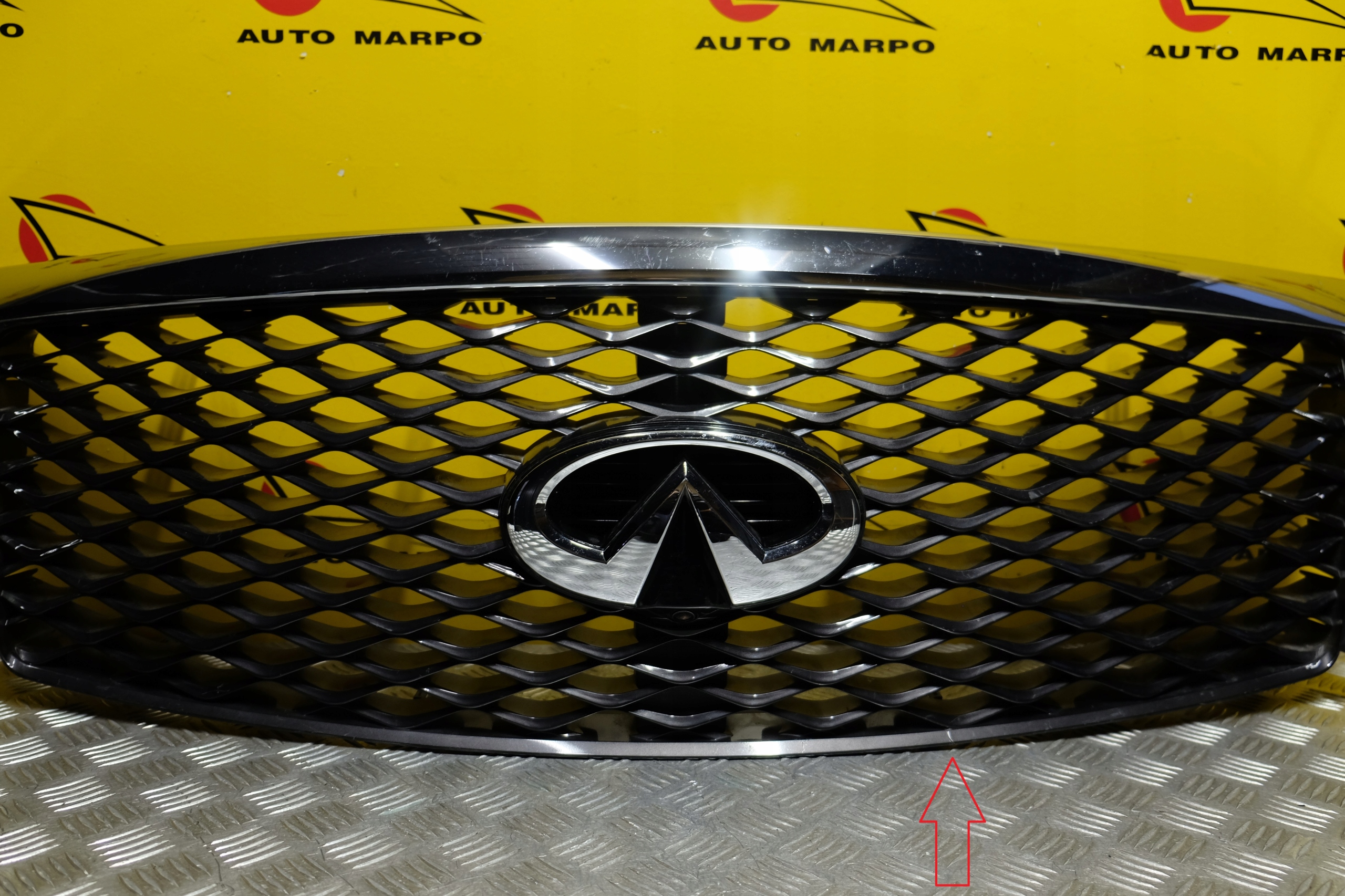 INFINITI QX80 2015- ATRAPA GRILL CHROME KAMERA PRZÓD USA Typ samochodu 4x4/SUV Samochody osobowe