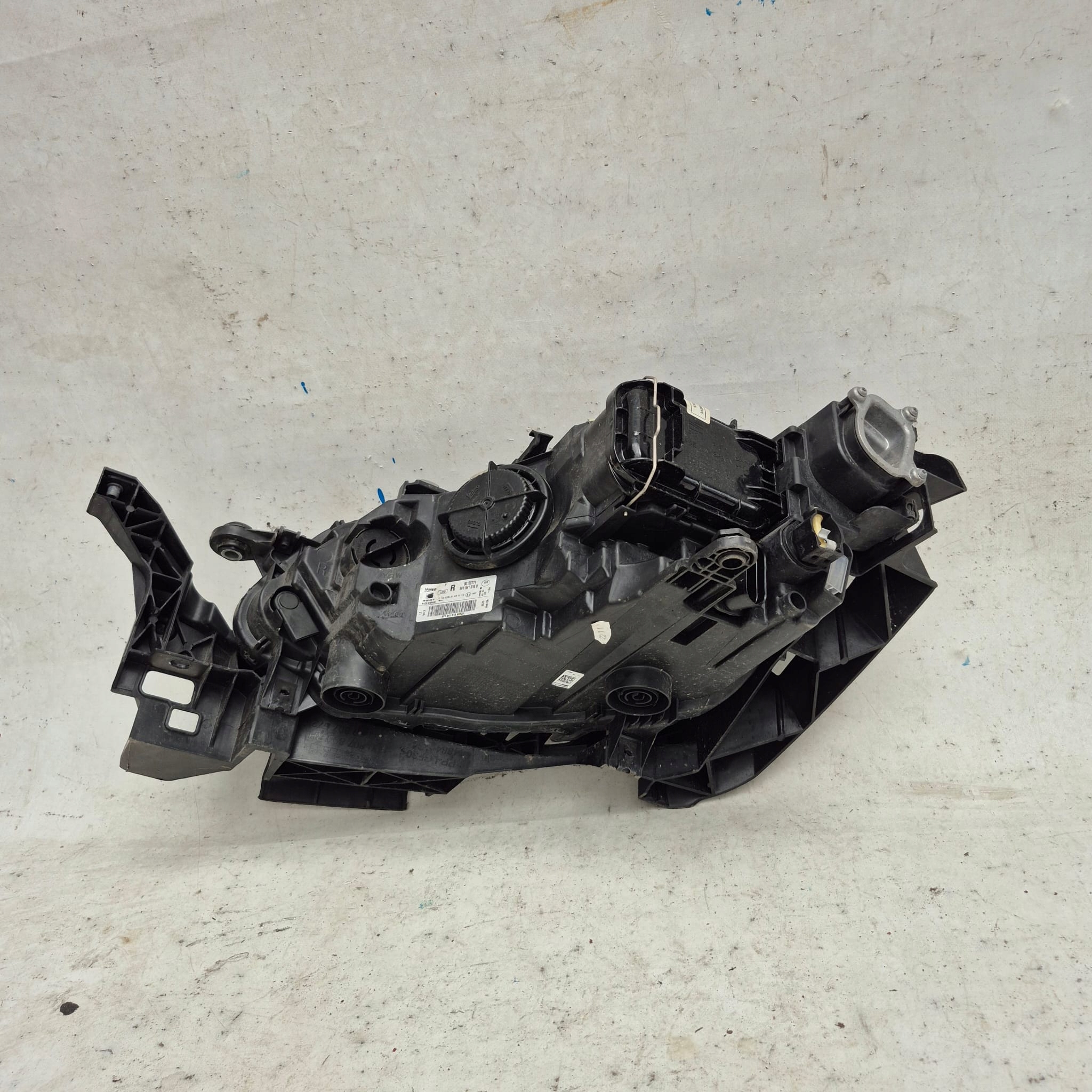 SEAT IBIZA 5 V 6F1 light right front front ZWYKLA LED 6F1941016B support