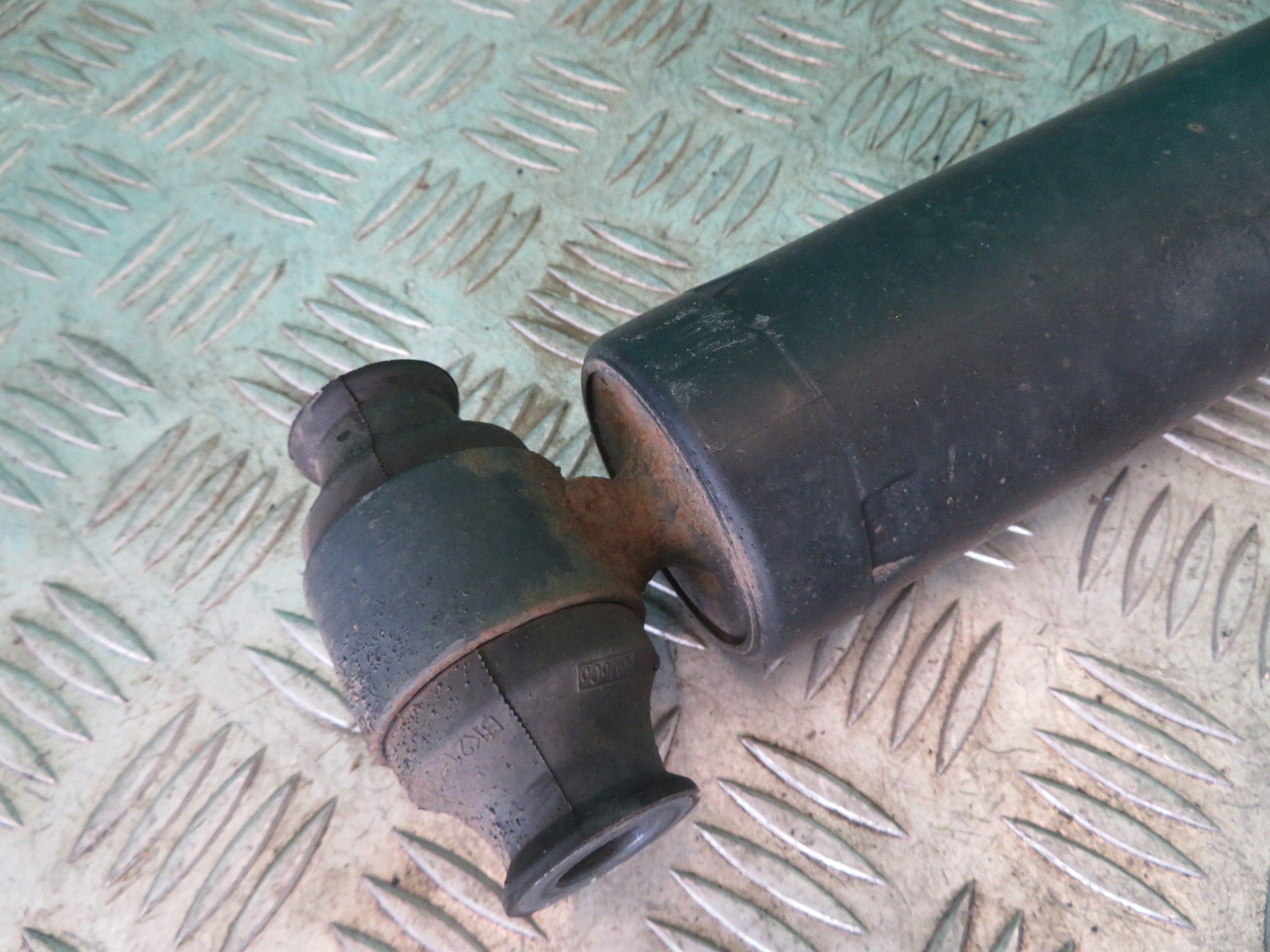 Stoßdämpfer hinten heck KPL FORD TRANSIT MK8 2.0 TDCI 17R