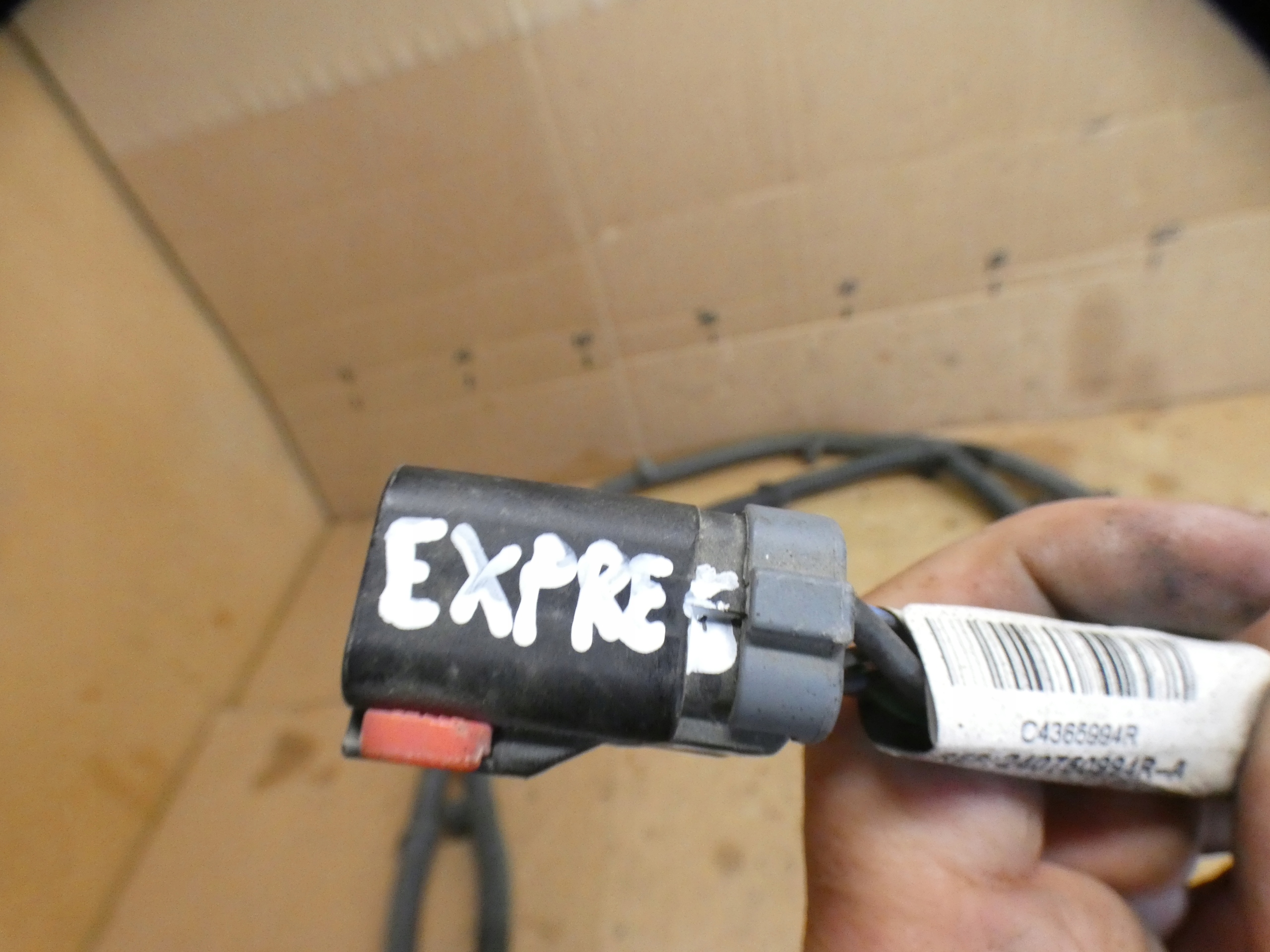 bundle wiring ADBLUE DACIA DOKKER 240750994R