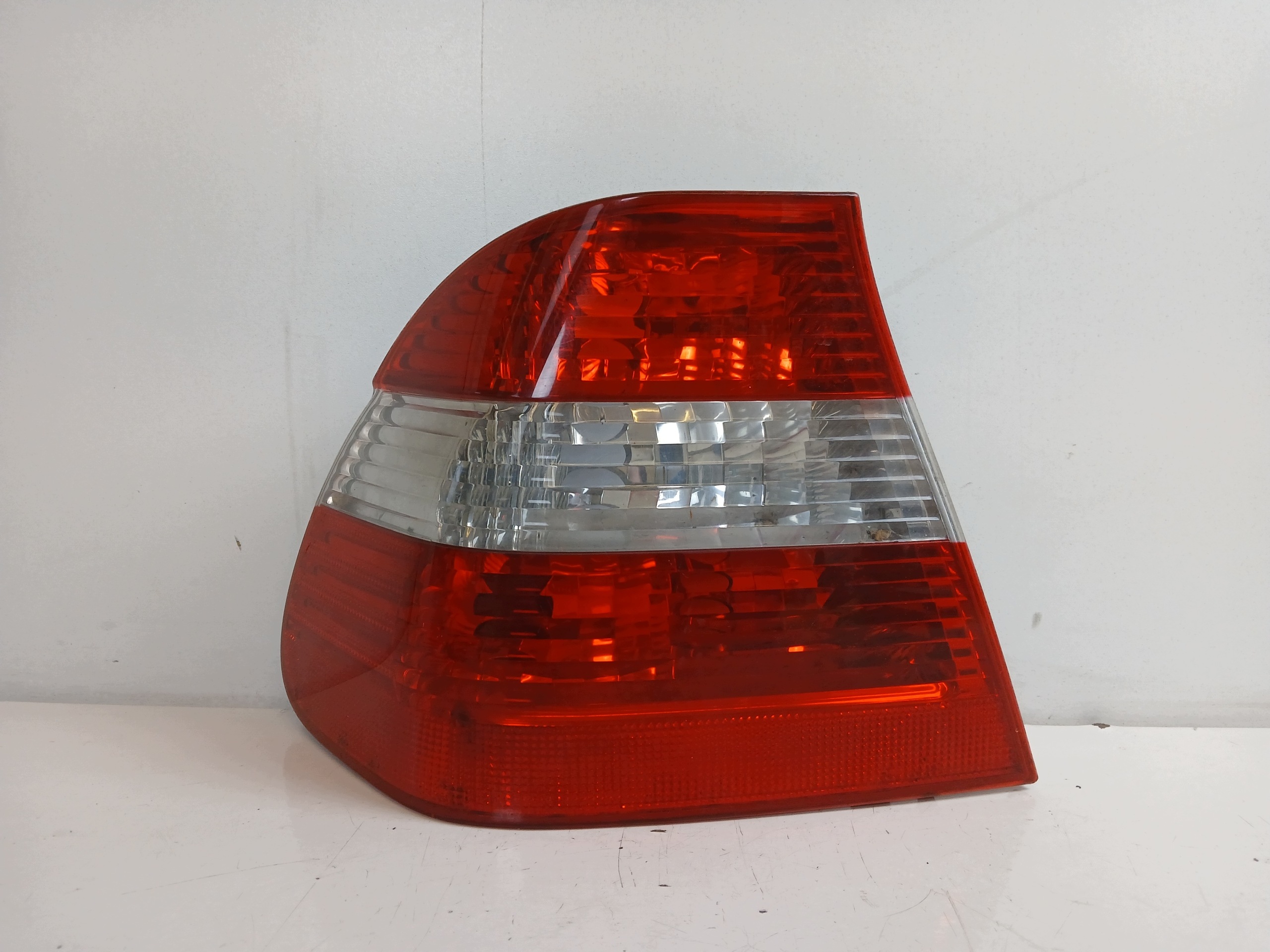 BMW E46 LIFT light left rear part sedan