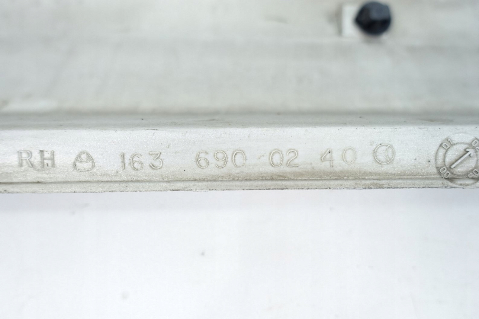 cap moulding threshold right MERCEDES ML W163