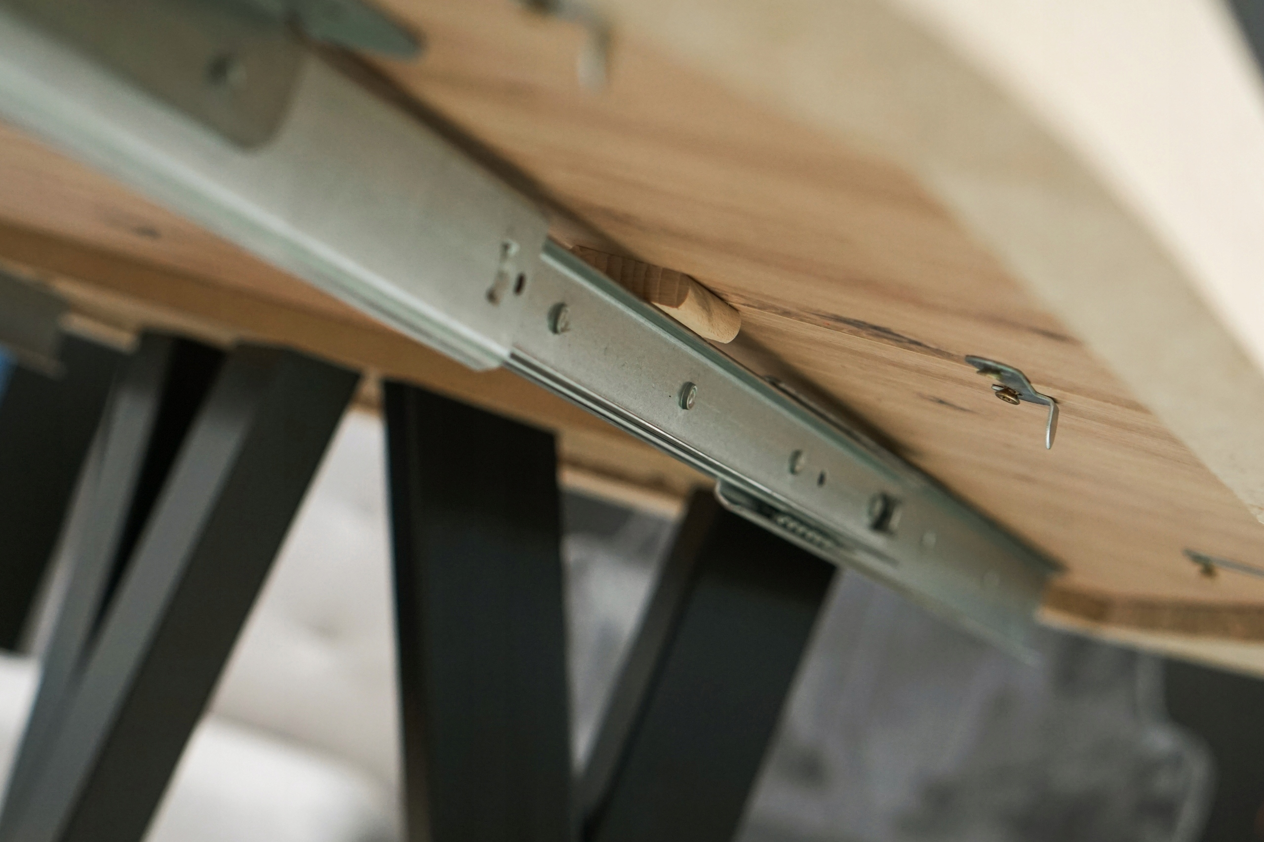 STÓŁ OWALNY ERNI A 90/170 ROZKŁADANY DĄB ARTISAN Kolekcja INDUSTRIAL LOFT