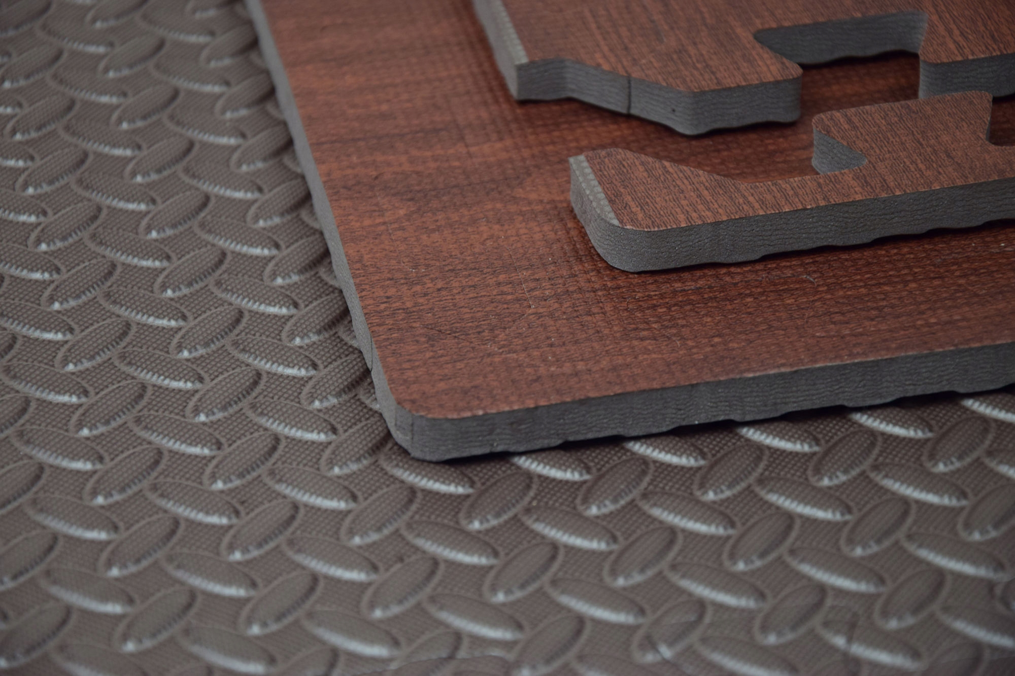 DUŻE PUZZLE PIANKOWE MATA PIANKOWA 62x62CM 4 SZT. Bohater brak