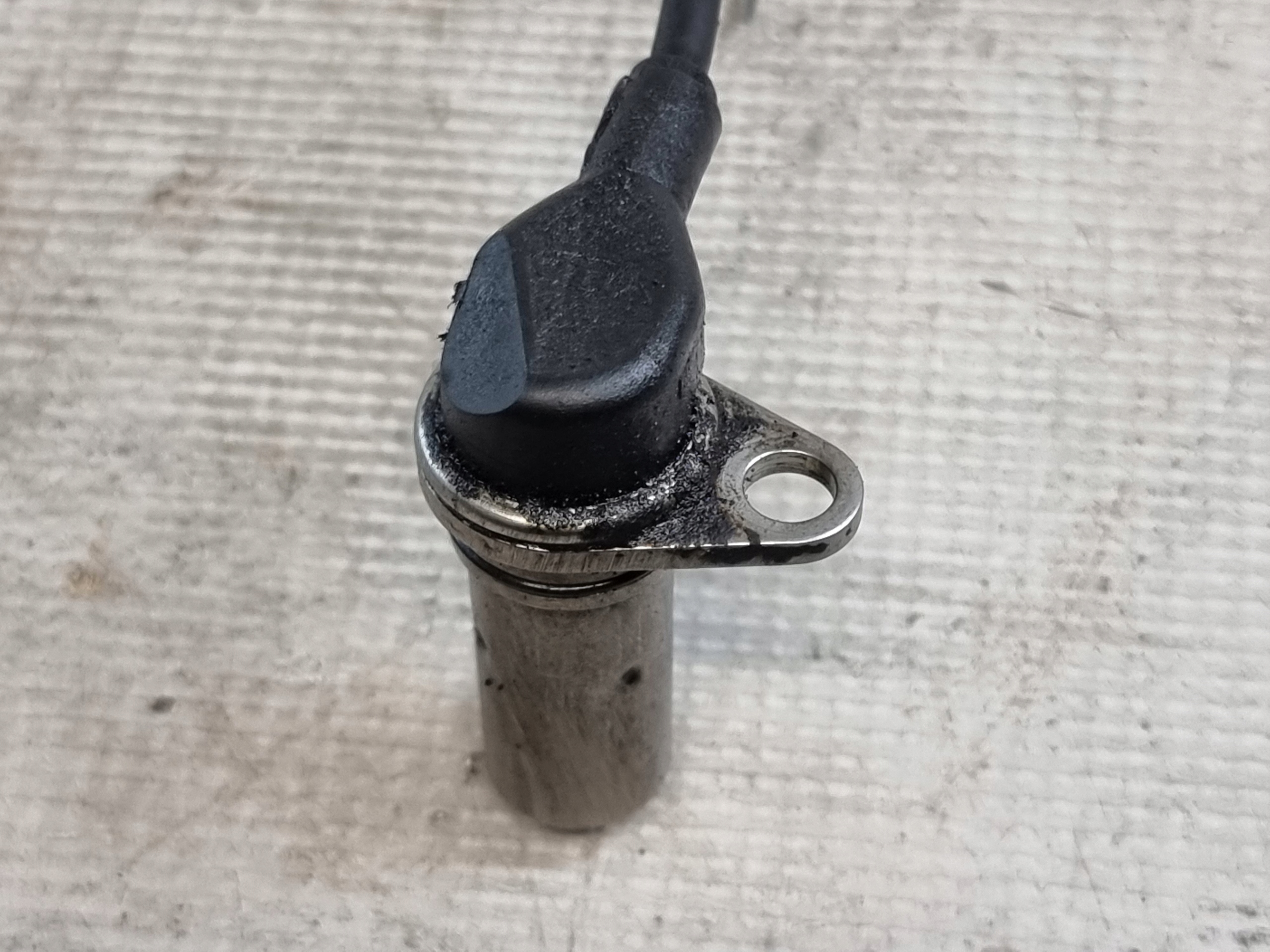 shaft position sensor OE 038907319A SEAT LEON and 1.9 TDI 02r