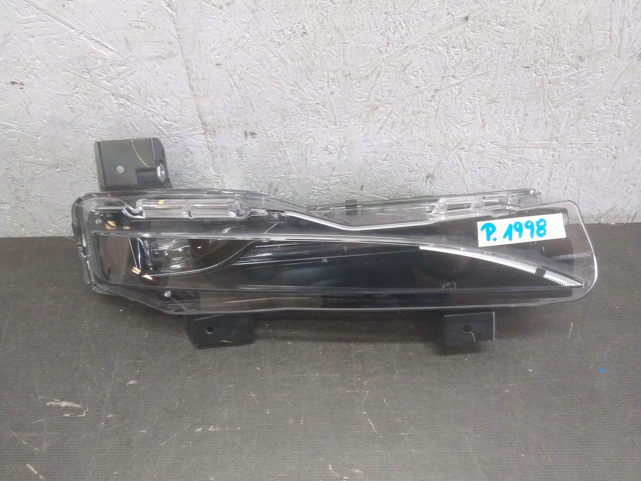 Nebelscheinwerfer rechts TESLA S LIFT 21- LED P1649248-00
