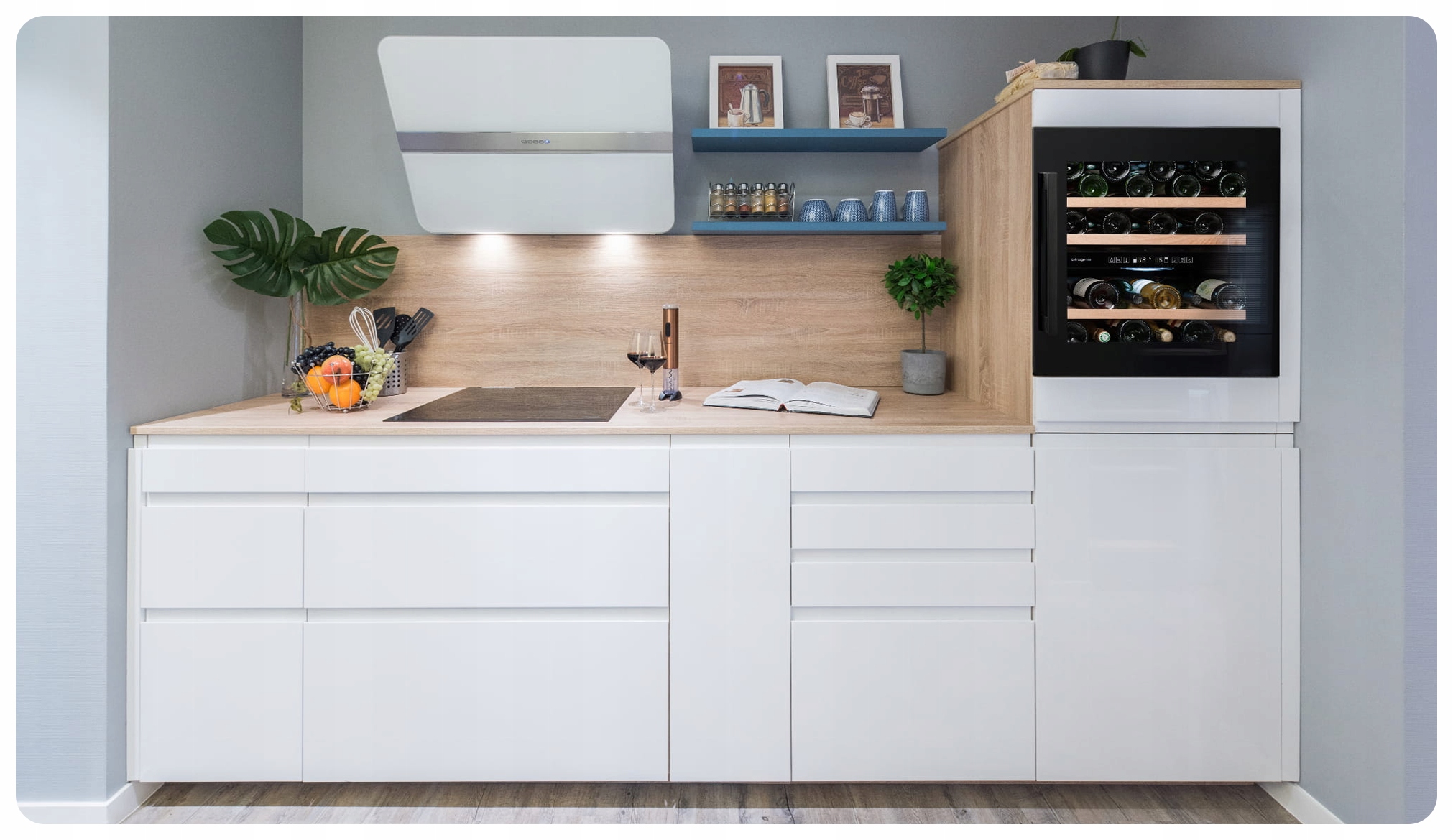 Chłodziarka do wina AVINTAGE AVI60CDZF AGD do zabudowy pojemność 36 butelek Kolor dominujący czarny