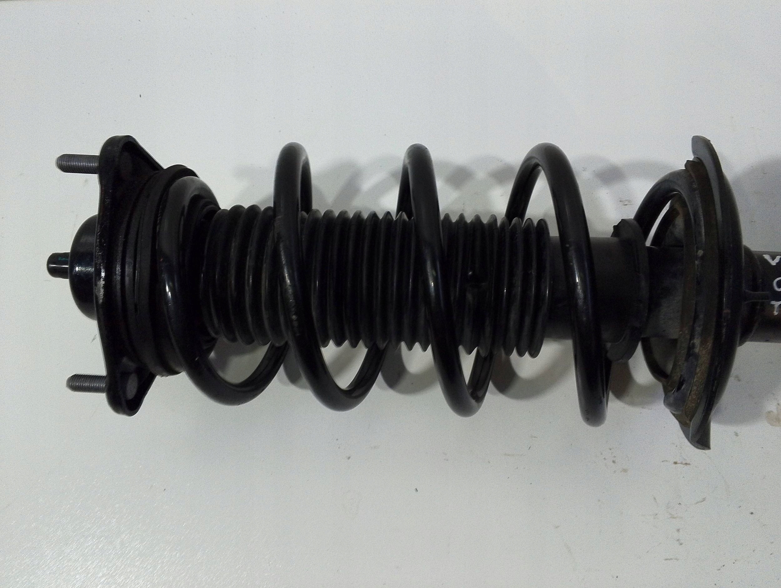 Chery Tiggo 4 Pro shock absorber front right 202000262AA (F526)