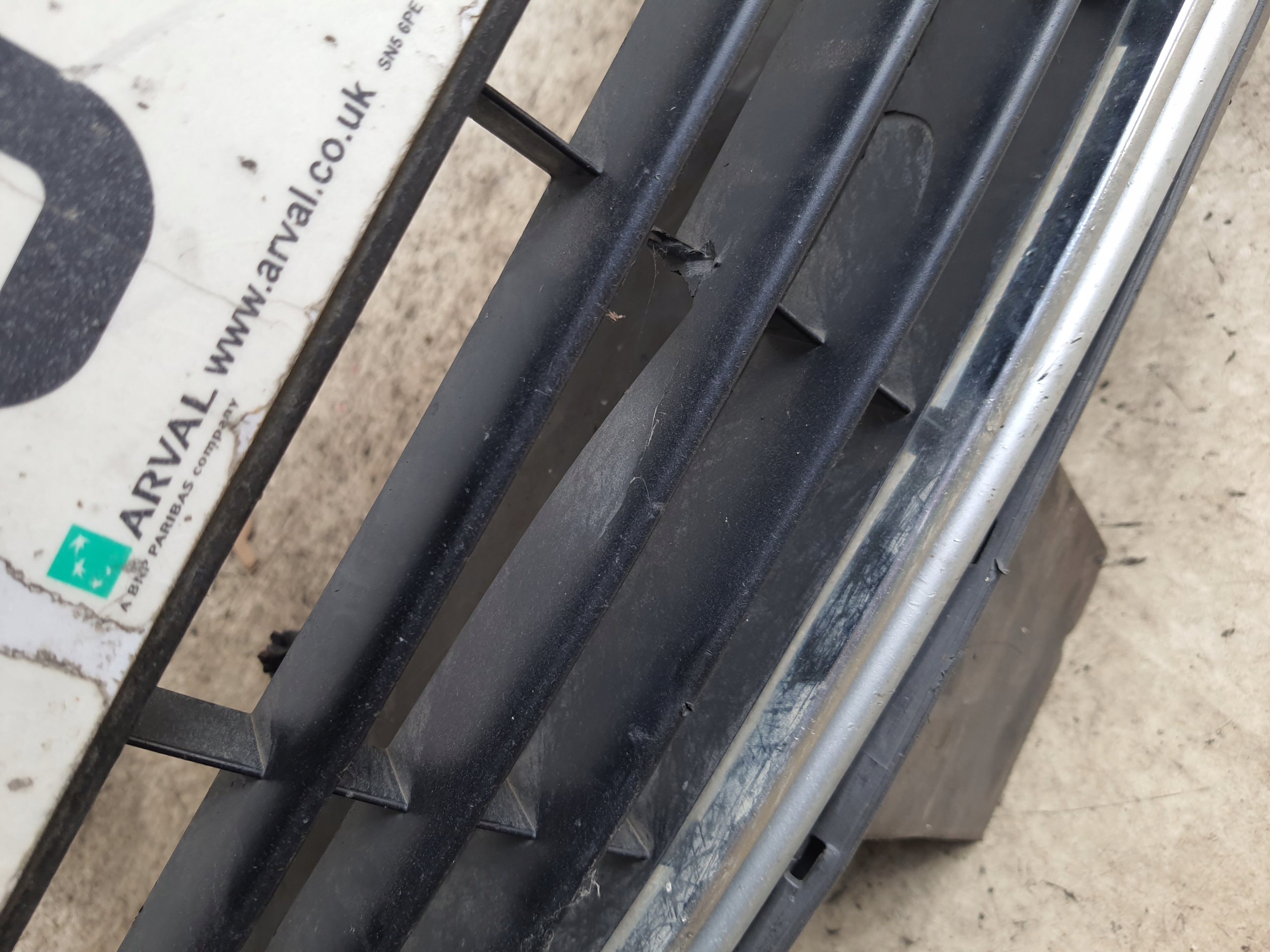 VOLKSWAGEN JETTA 05-10 LA7W bumper