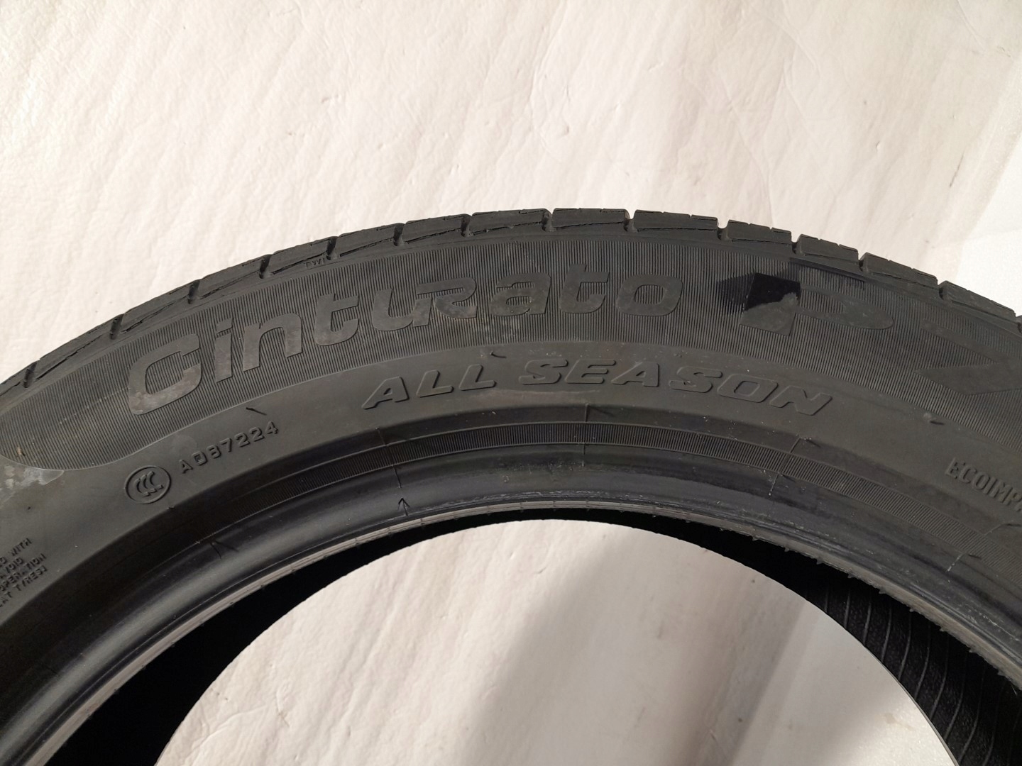 gomma Pirelli Cinturato P7 245/50 R19 105 W