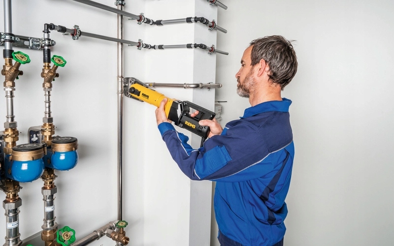 Elektryczna zaciskarka do rur REMS Power Press SE 572111 10-54 mm Stal CU Kod producenta 572111-3