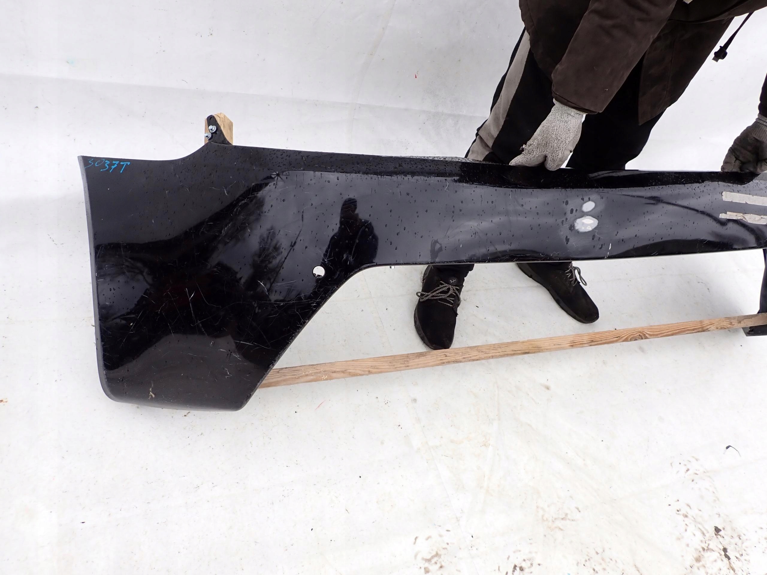 ASTON MARTIN VANTAGE S V12 bumper rear part rear PDC