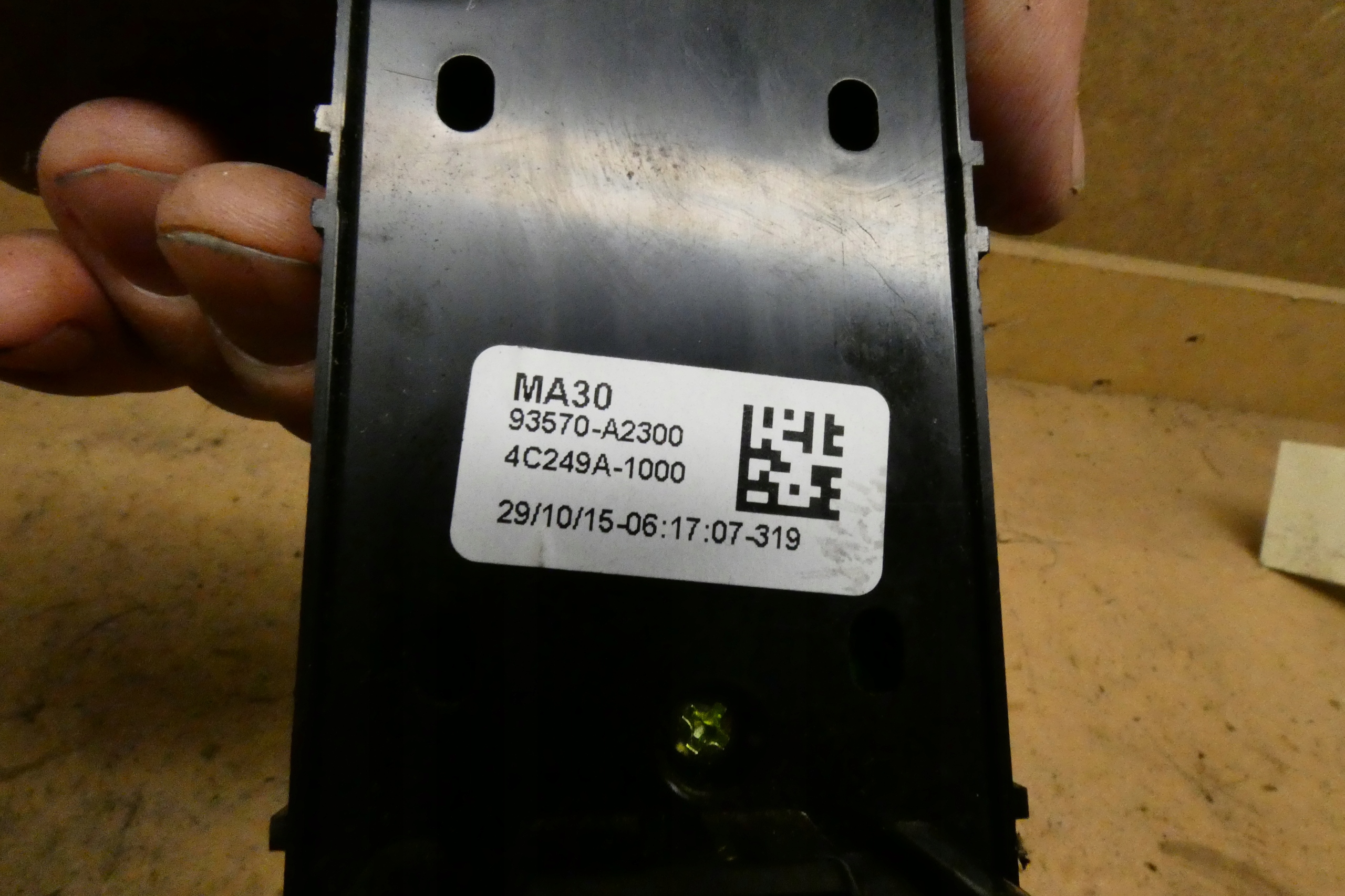 control unit of the window KIA CEED II 2012-2017 R