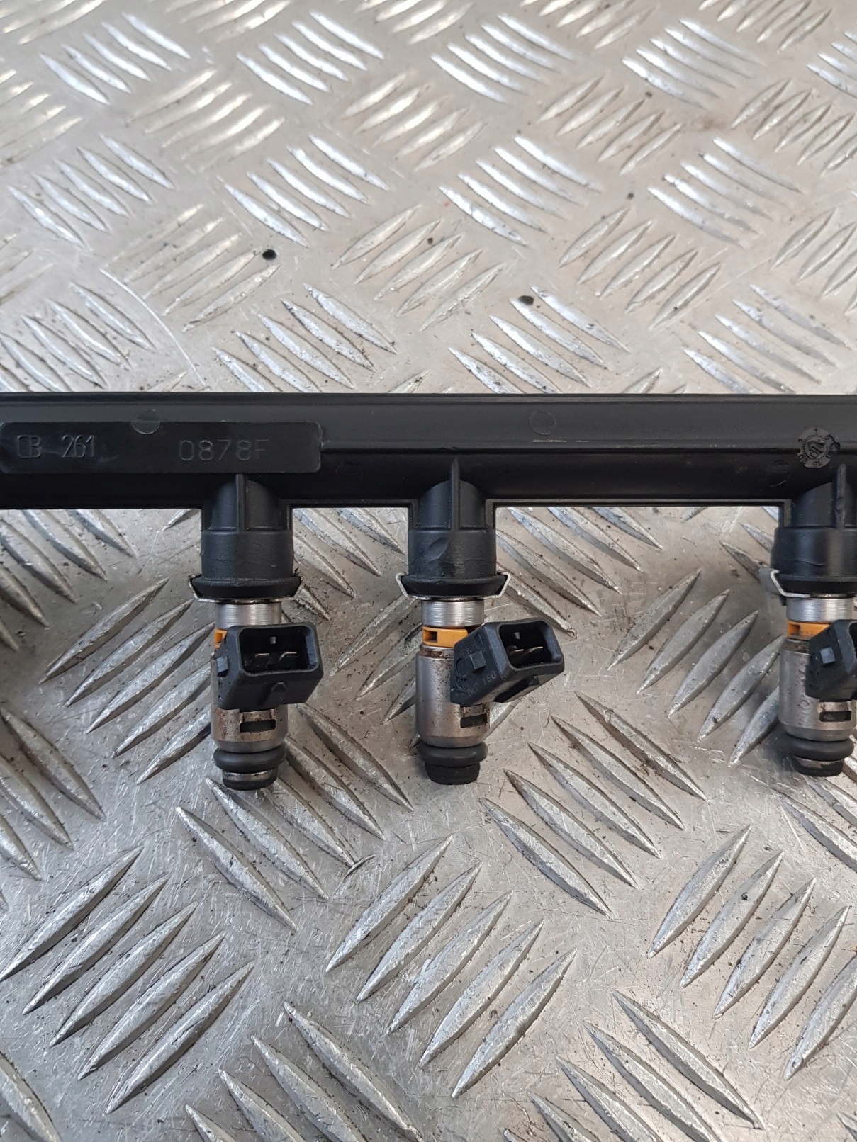 Rampe injection Injecteurs CB261 FIAT PUNTO 1.4B 08R