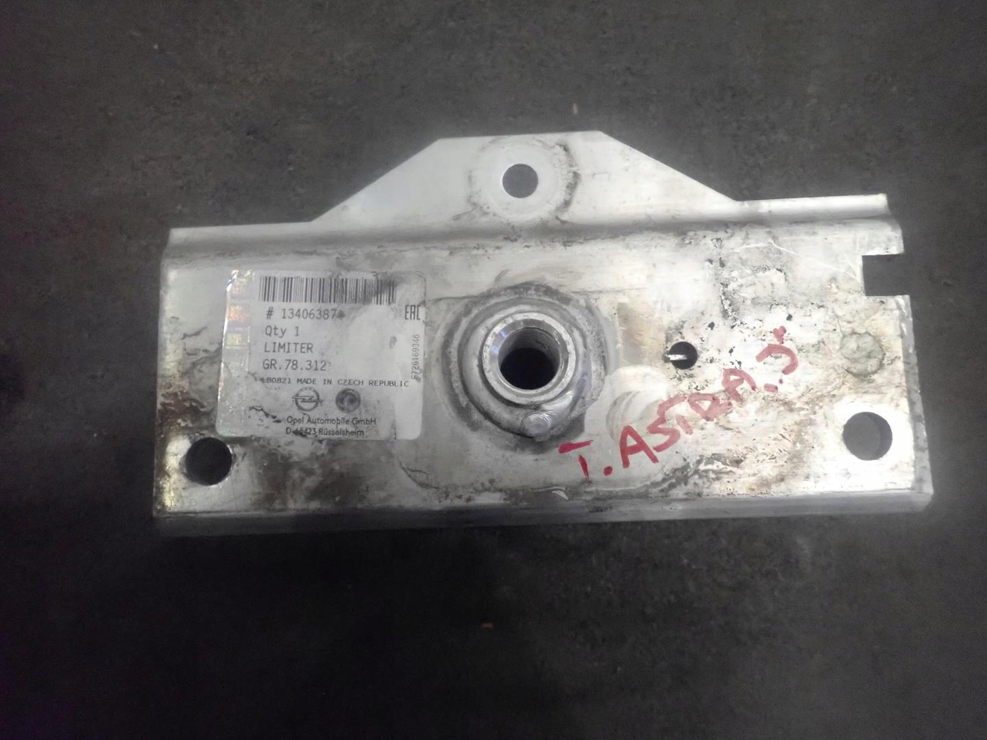 beam tip rear part OPEL ASTRA J IV 2009- 13406387