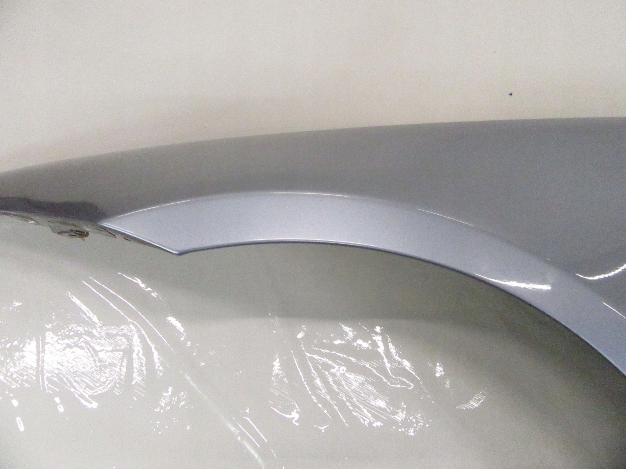 fender front front left BMW 3 e90 e91 sedan Kombi Bluewater 896