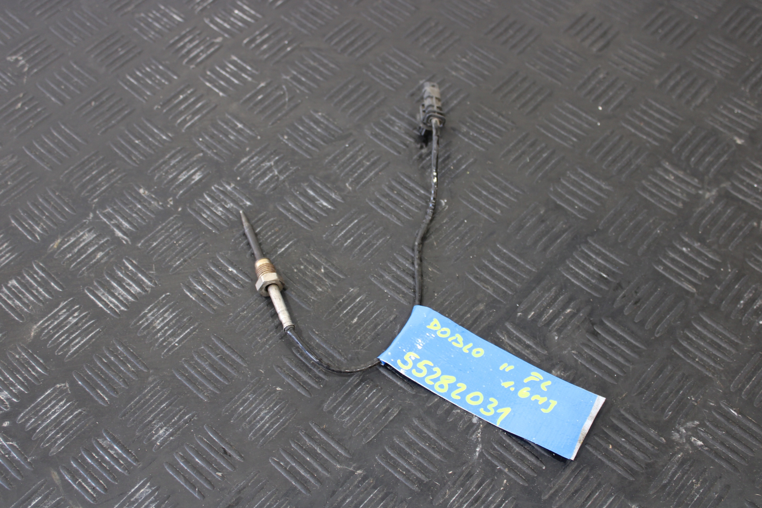 Sensor TEMPERATURY Gase 55282031 FIAT DOBLO II 2 LIFT