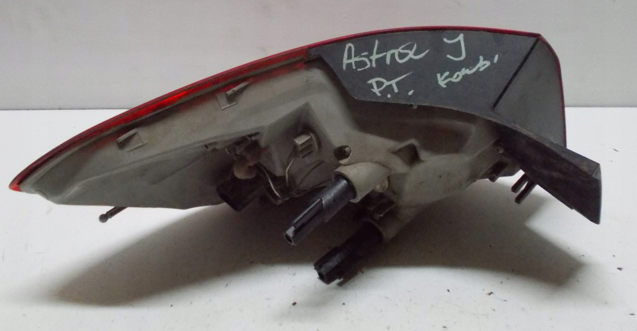 OPEL ASTRA J 1.7 CDTI 14R light right rear part 13282243