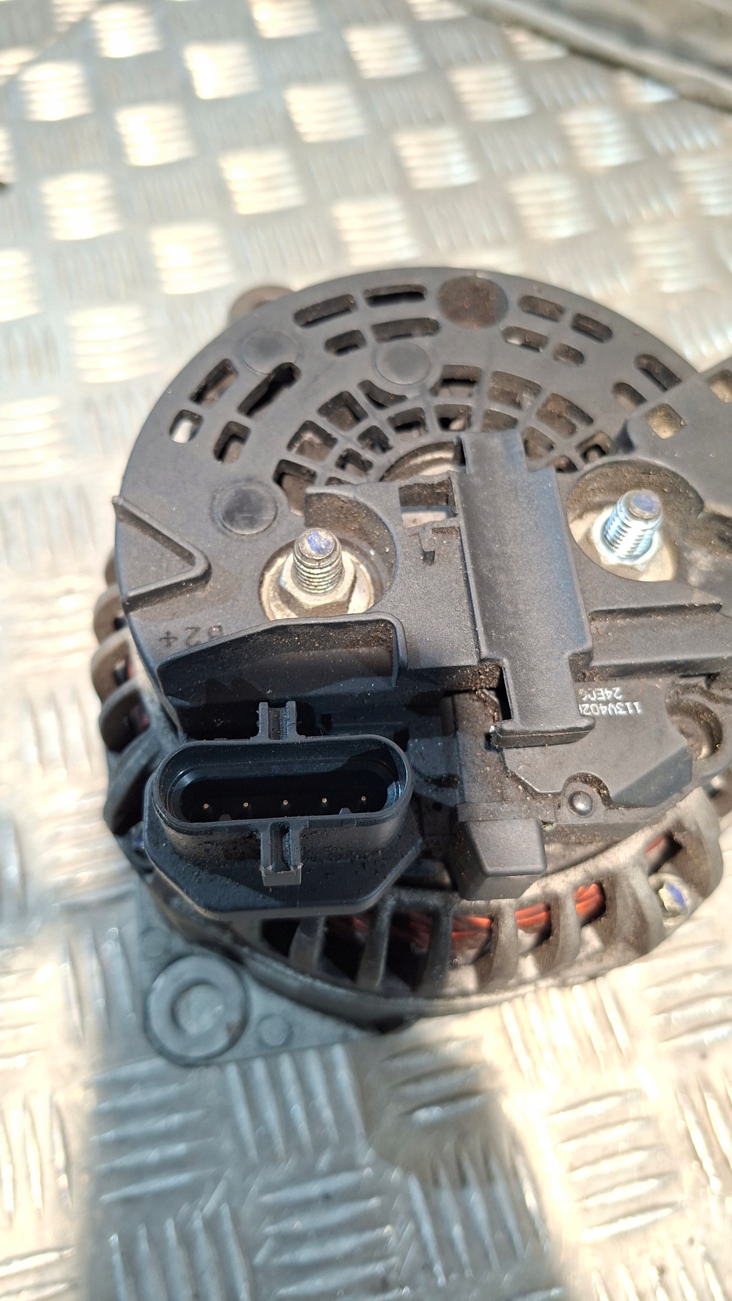 alternator 24V 110A 0986046590