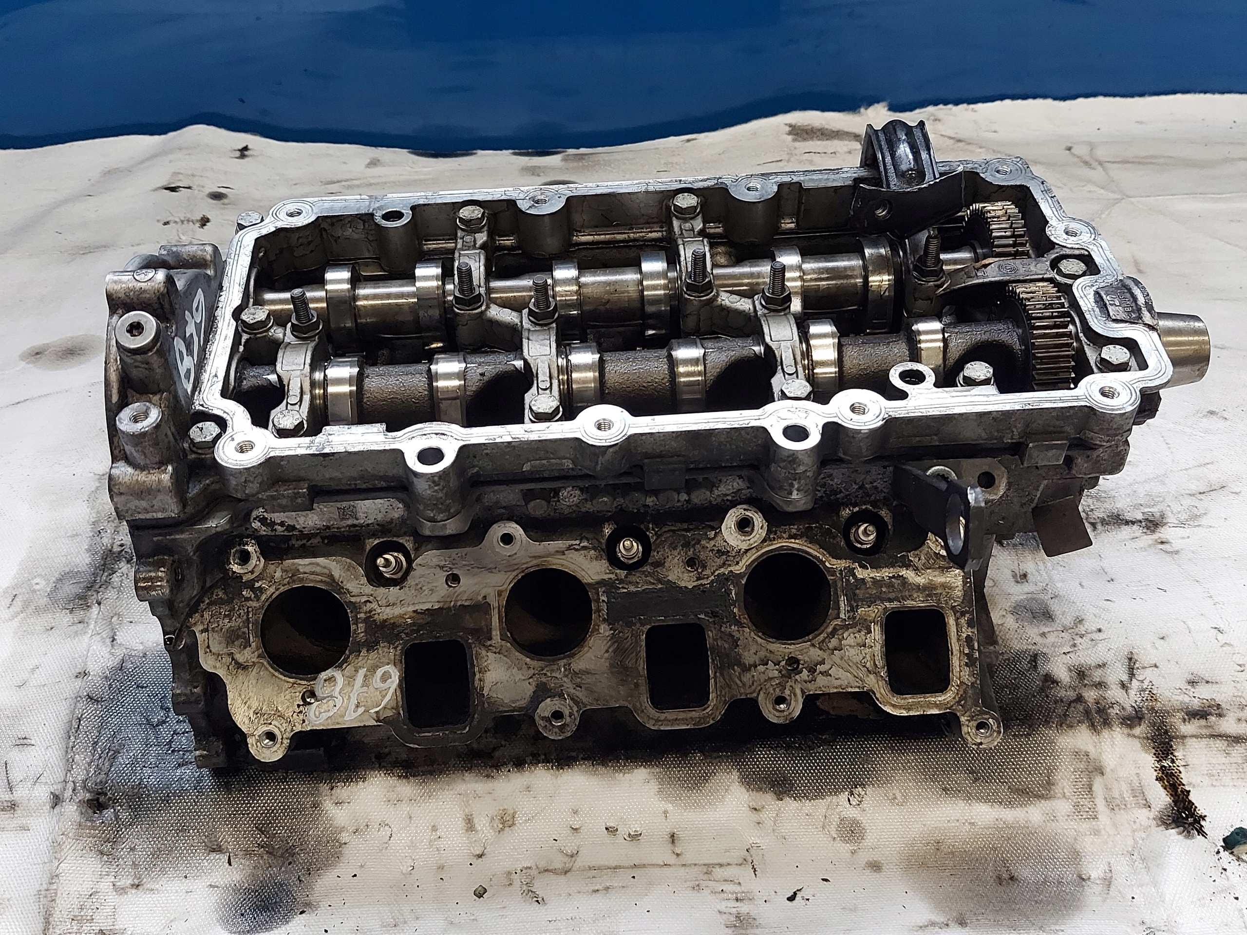 head. AUDI A6 C6 3.0 TDI 0593AG right