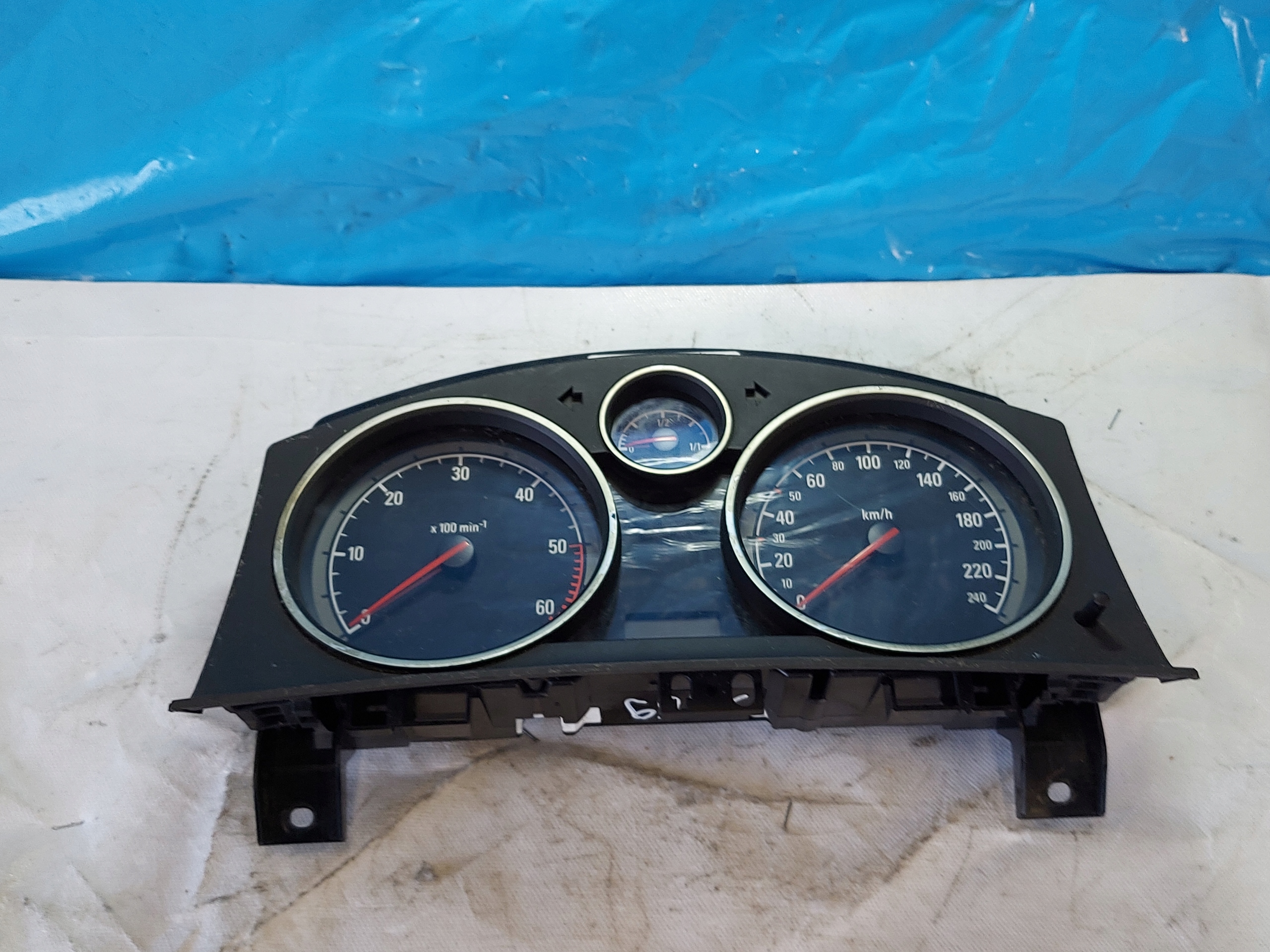 dials clock ZAFIRA B 1.9 CDTI 13216684