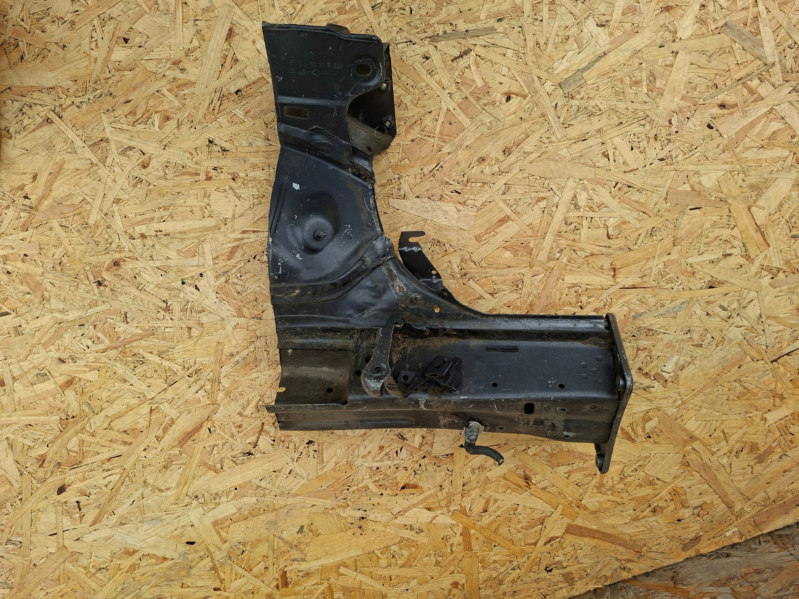quarter FARTUCH quarter left SEAT ATECA