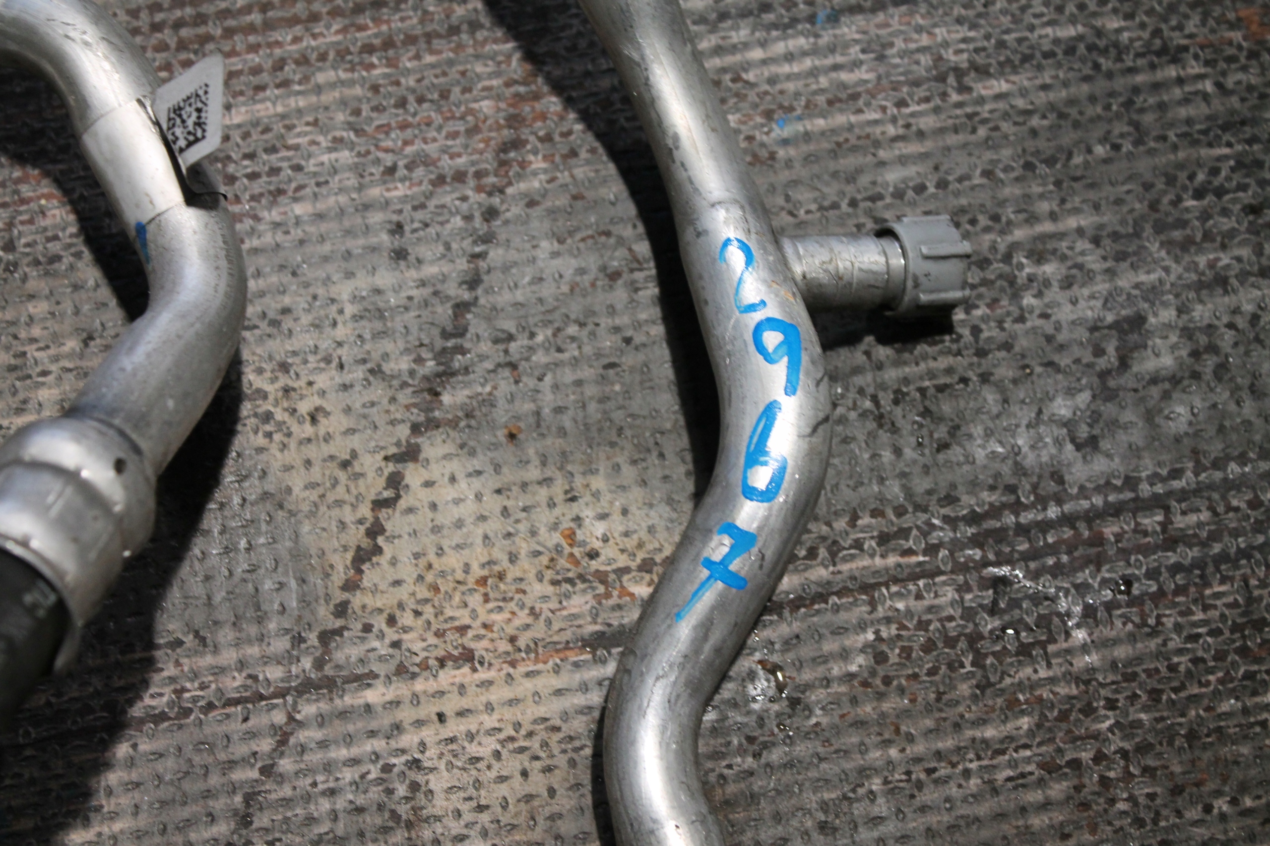 2967. Schlauch klimaanlage BMW 8088922
