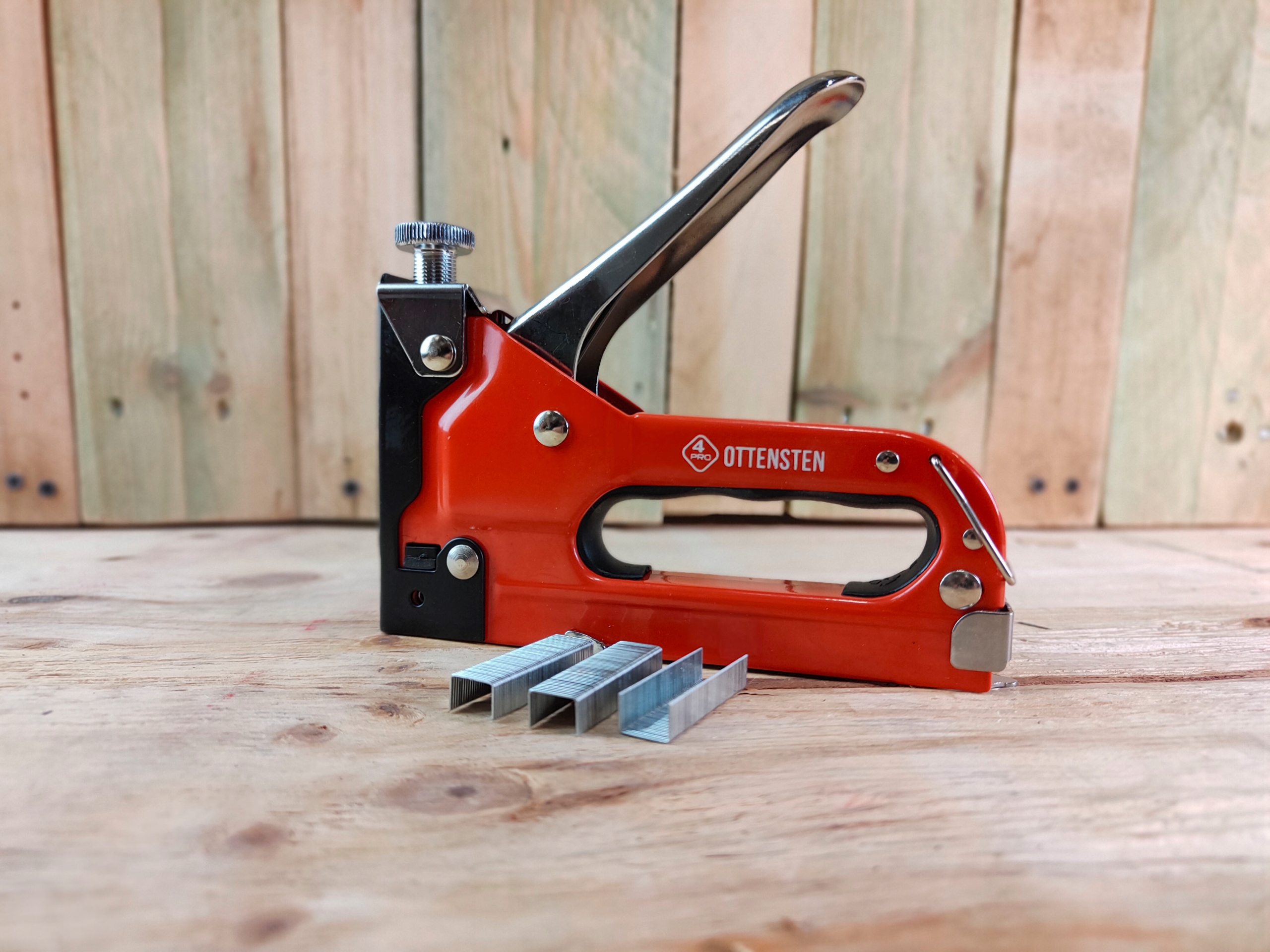 ZSZYWACZ TAPICERSKI TAKER GWOŹDZIARKA zszywki typ 53 4-14mm +600szt 8mm Zasilanie ręczne