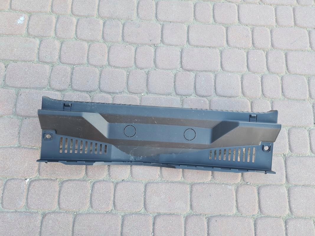 plastic supports rear part Renault Captur II 2 689212762R
