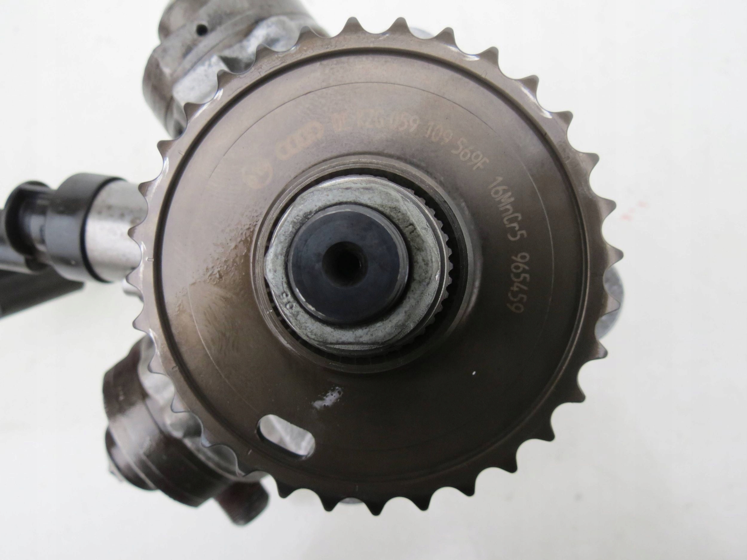 Einspritzpumpe fuel AUDI Q7 4L 0445010642