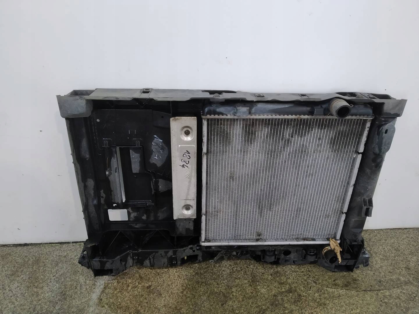 support panel for radiators pillar front radiator Citroen C4 Cactus and (2014- )