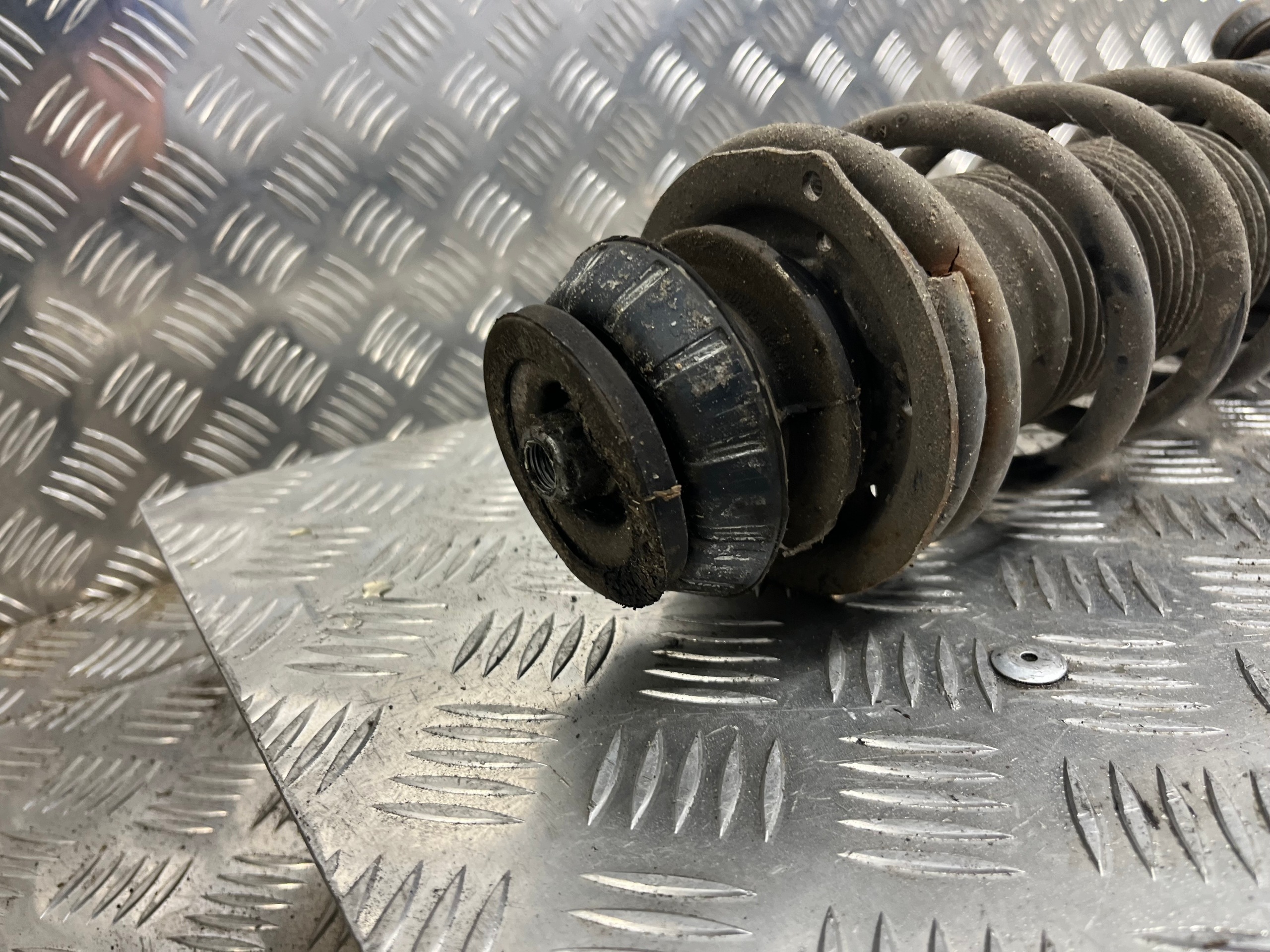 MCPERSON swing left front front NISSAN MICRA K14 543035FA0A