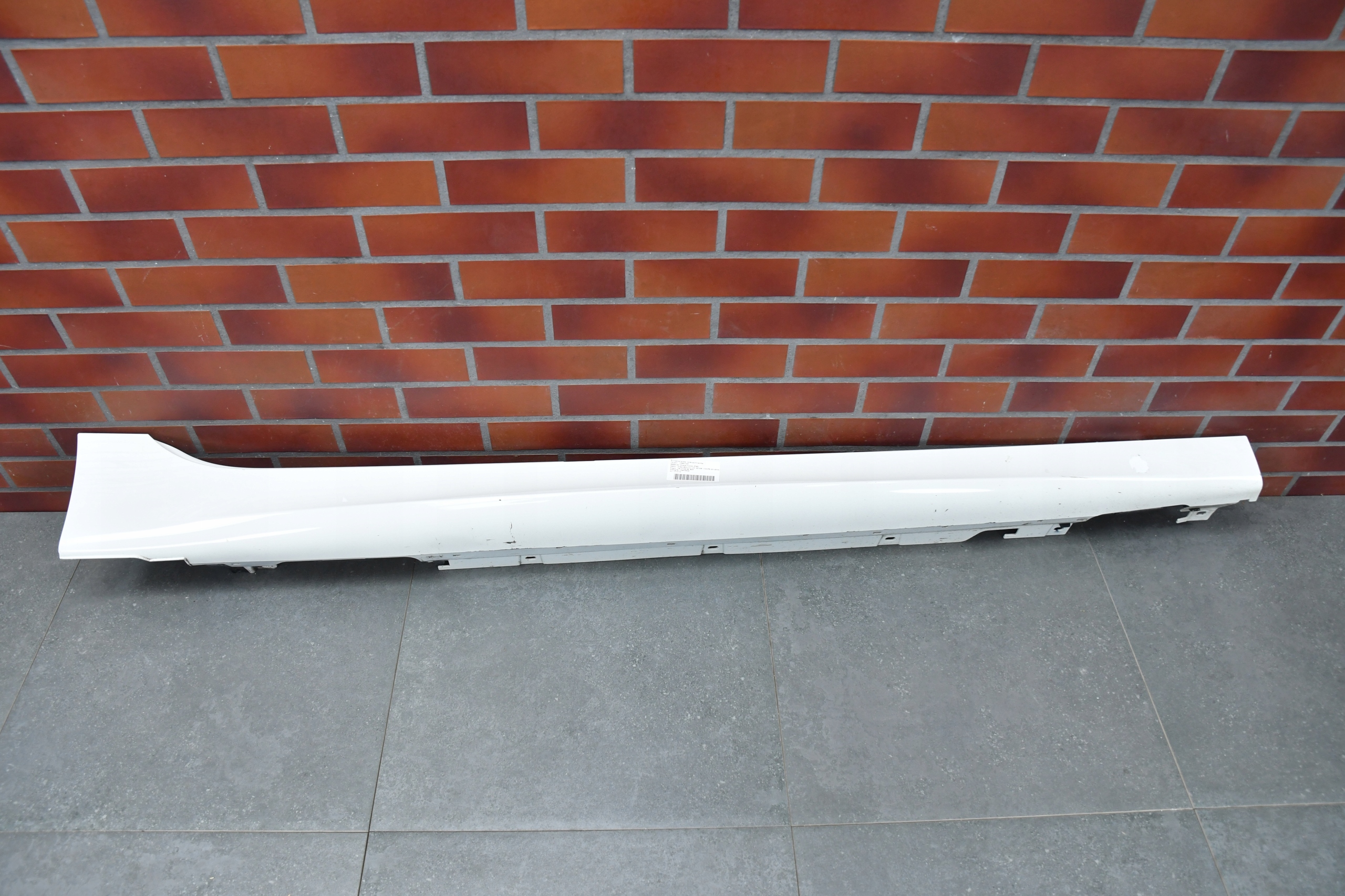 threshold moulding threshold right BMW 2 F46 m-packet