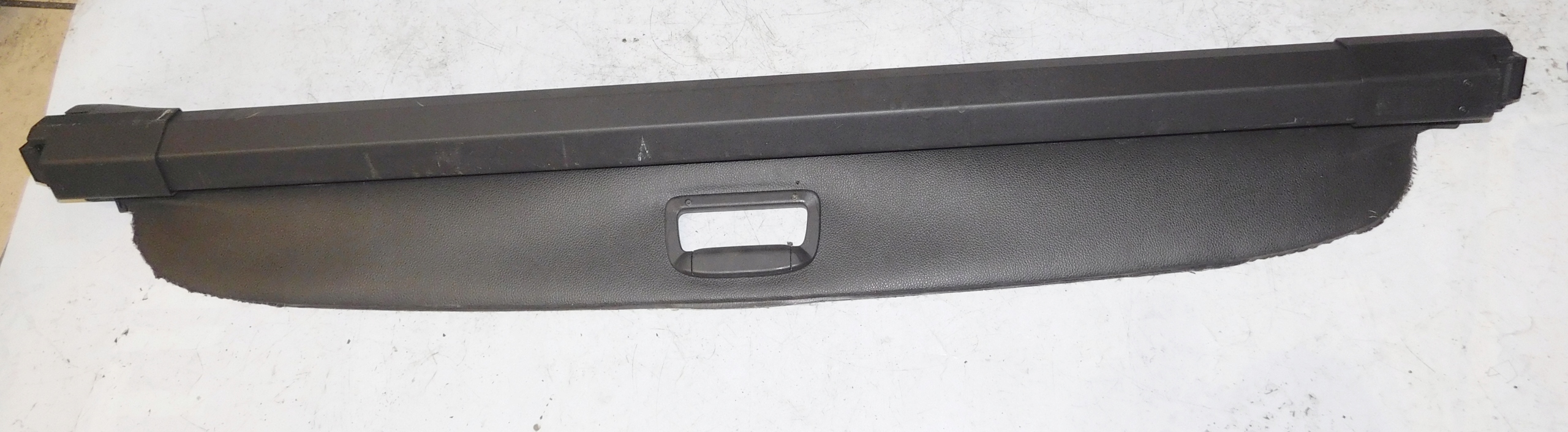 Opel Astra J kombi roleta bagażnika 2011r