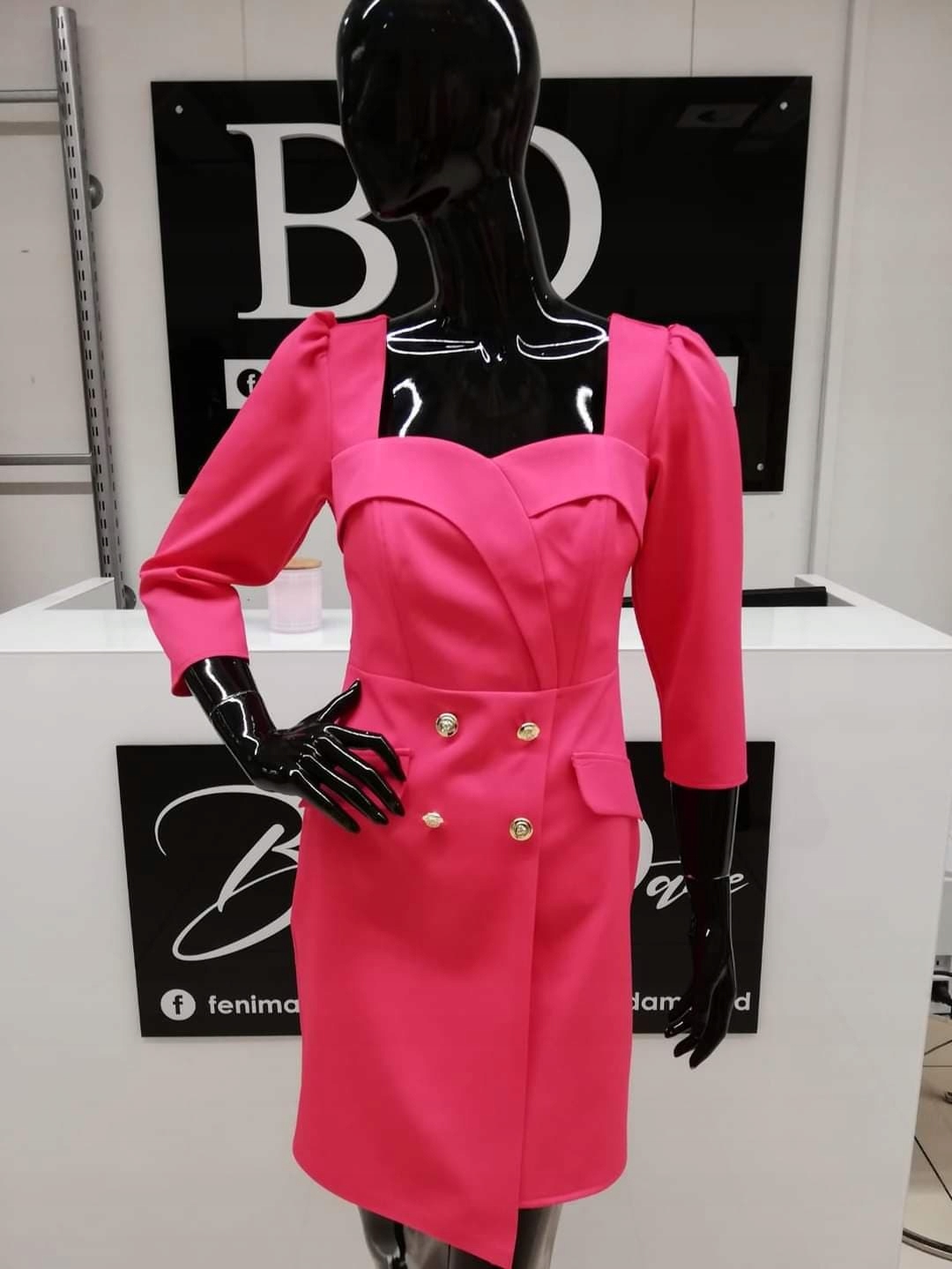 Šaty Červená Model Nicol Bella Dame velikost 40