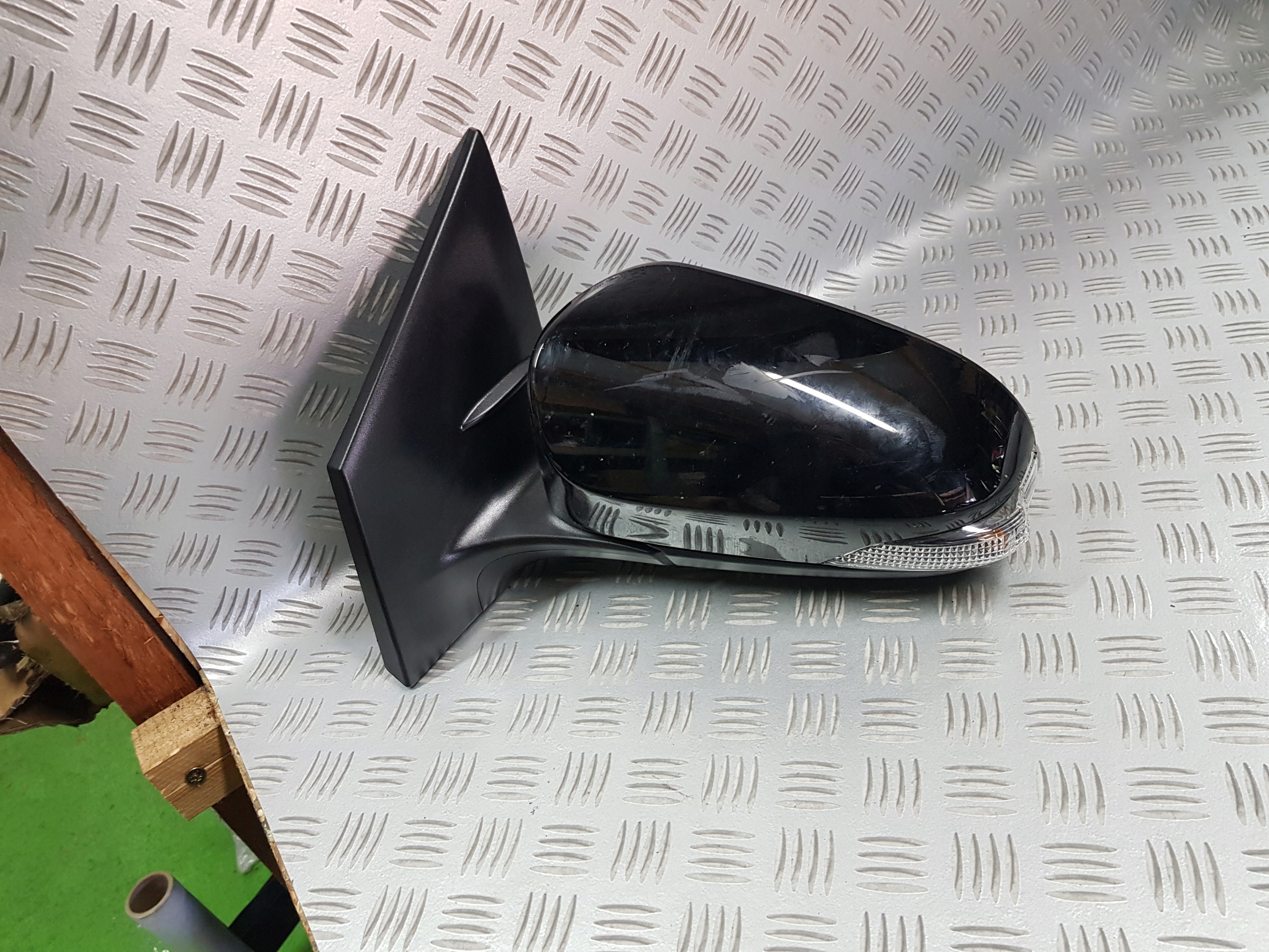 ДЗЕРКАЛО ZEWNETRZNE ЗЛІВА TOYOTA AURIS II 2 13 14 L