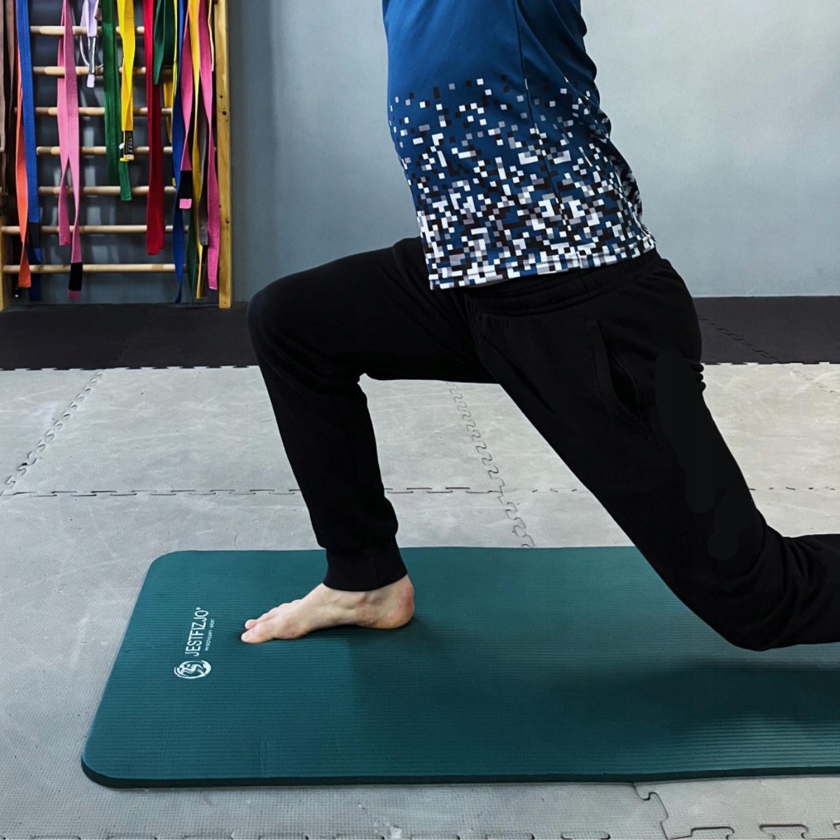 MATA DO ĆWICZEŃ GIMNASTYCZNA ANTYPOŚLIZGOWA GRUBA MIĘKKA JOGA FITNESS Marka inna