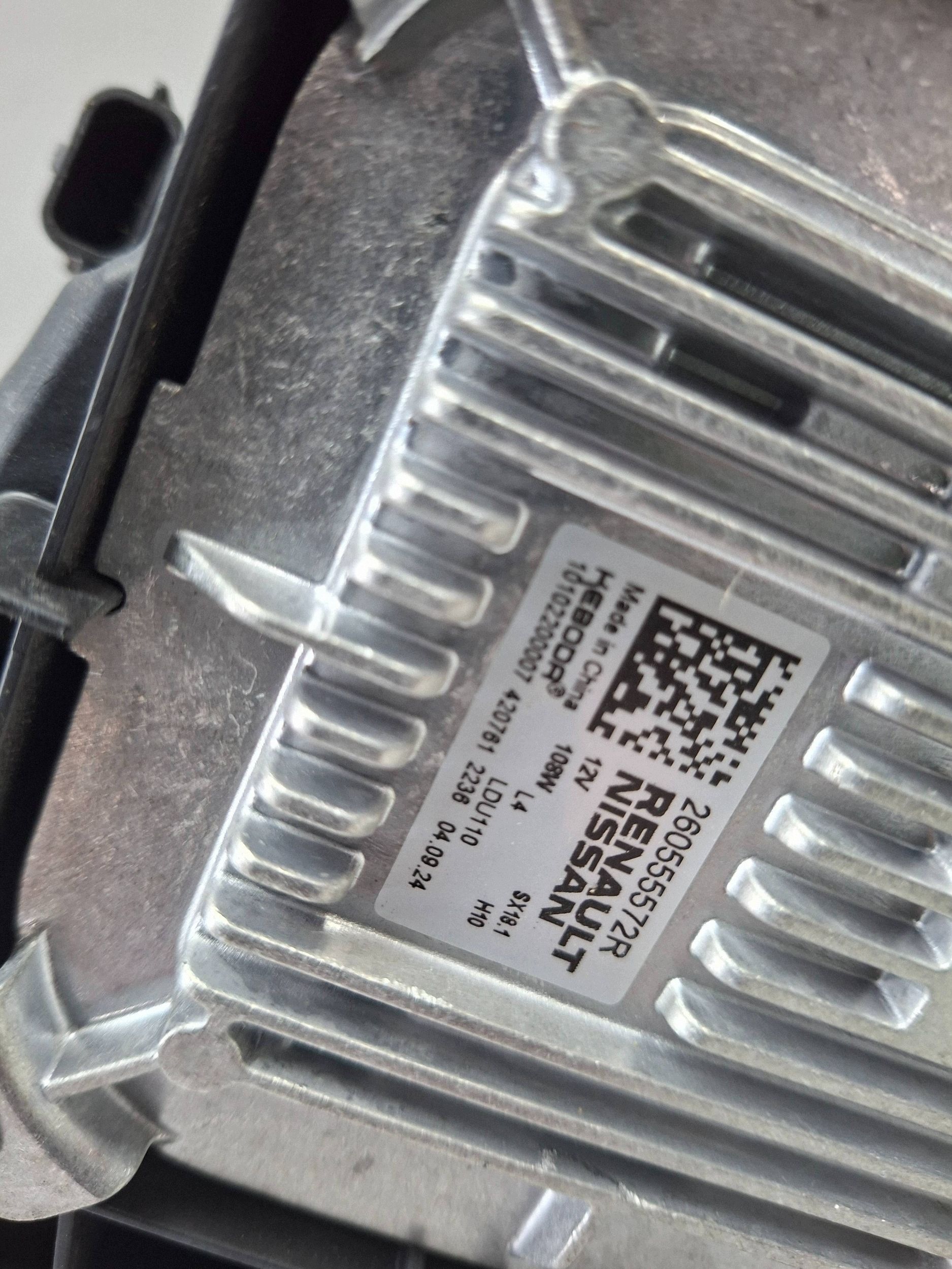 light front left FULL LED 260606399R RENAULT AUSTRAL 2023