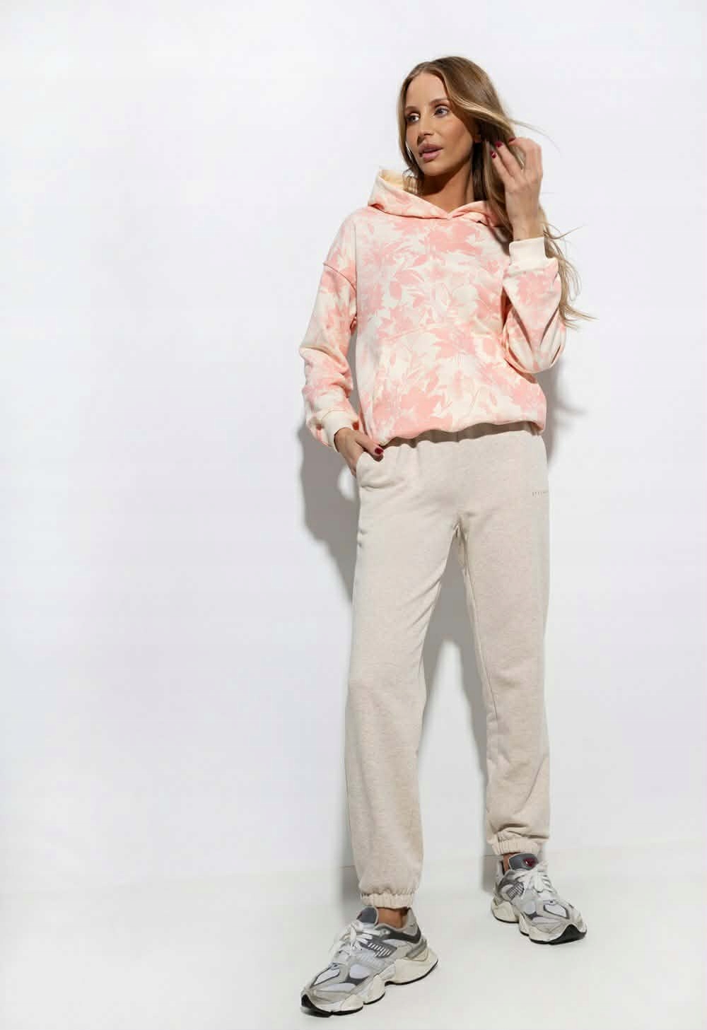 Mikina s klokaní kapsou Květiny Stayhere losos velikost S M