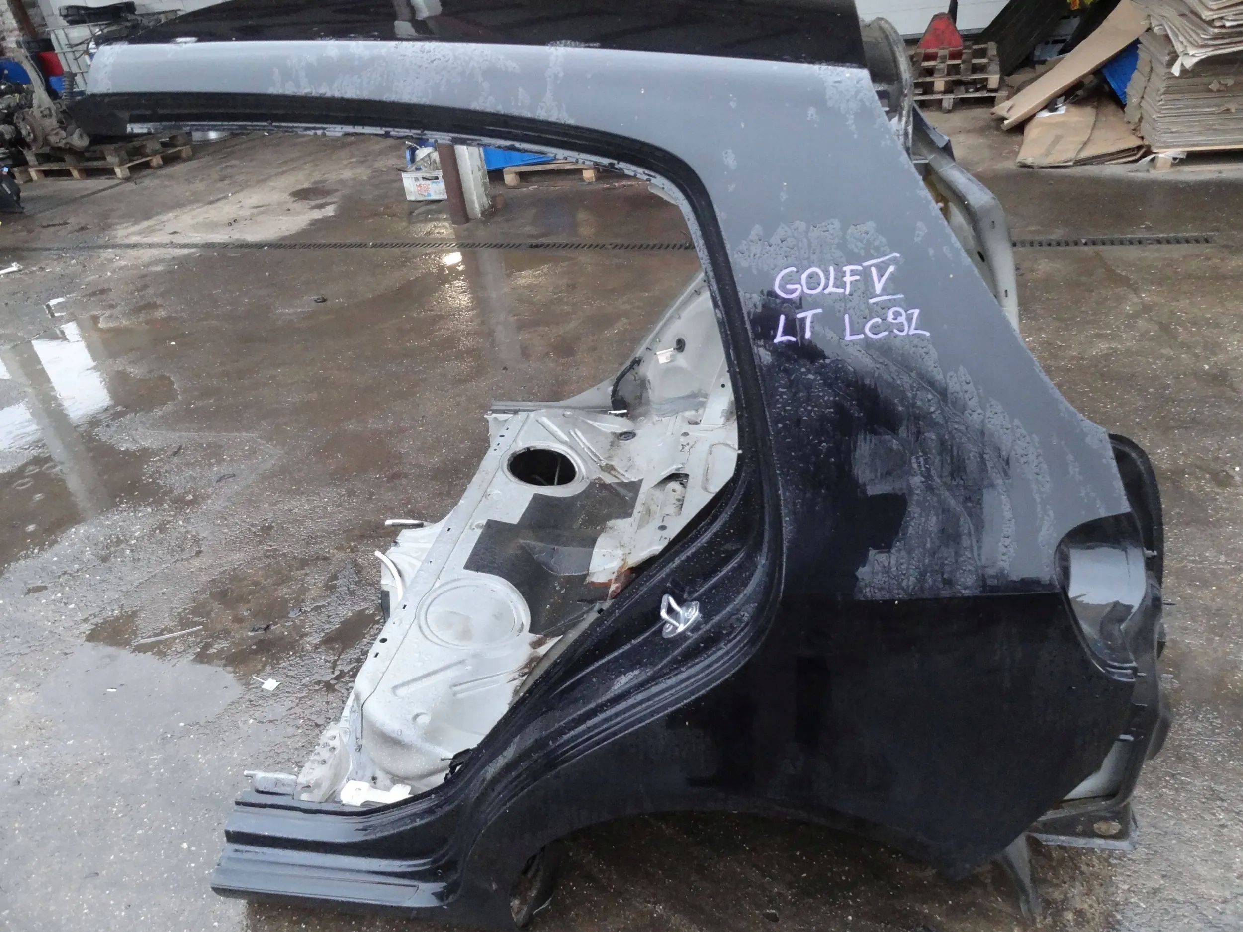 vw Golf V PLUS 2006 HB четверть левый задний LC9Z