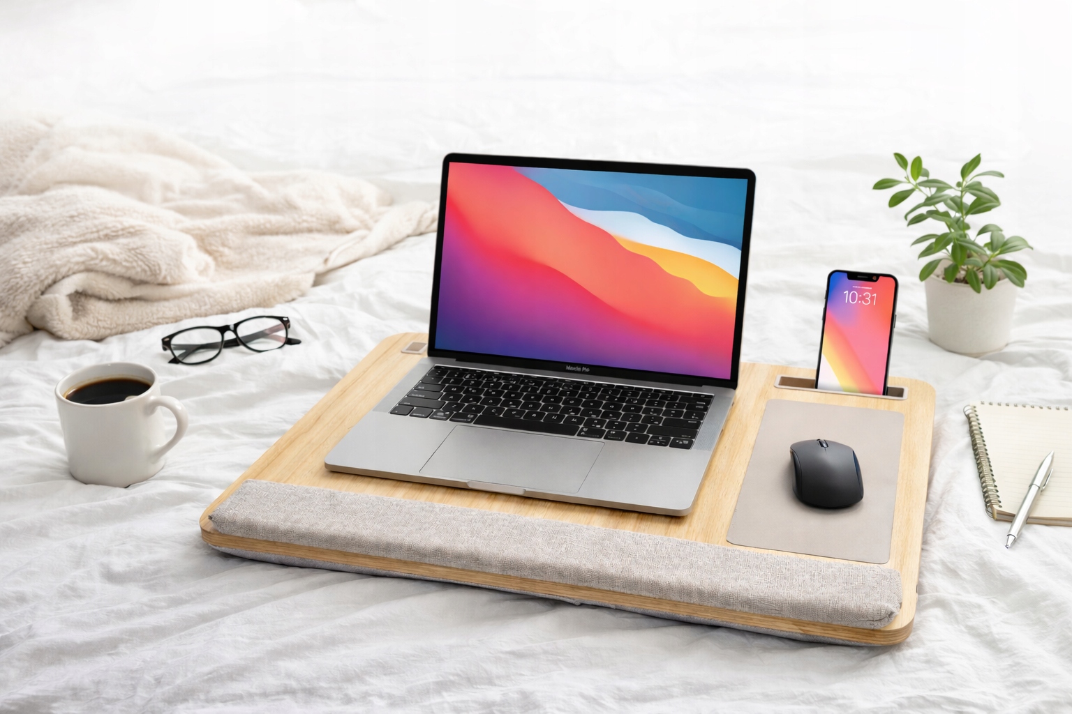 Podstawka stolik pod laptopa do łóżka z poduszką na myszkę tablet i telefon