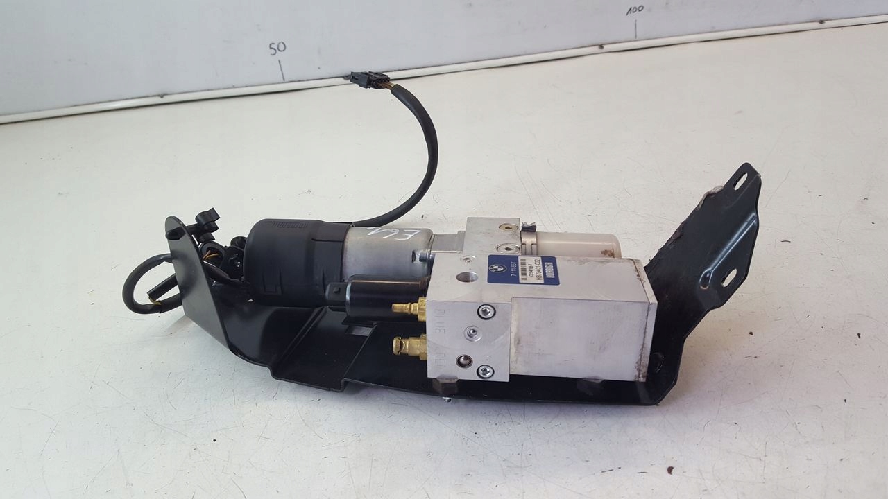 Dämpfer Motor heckklappe heck BMW E61 3,0i