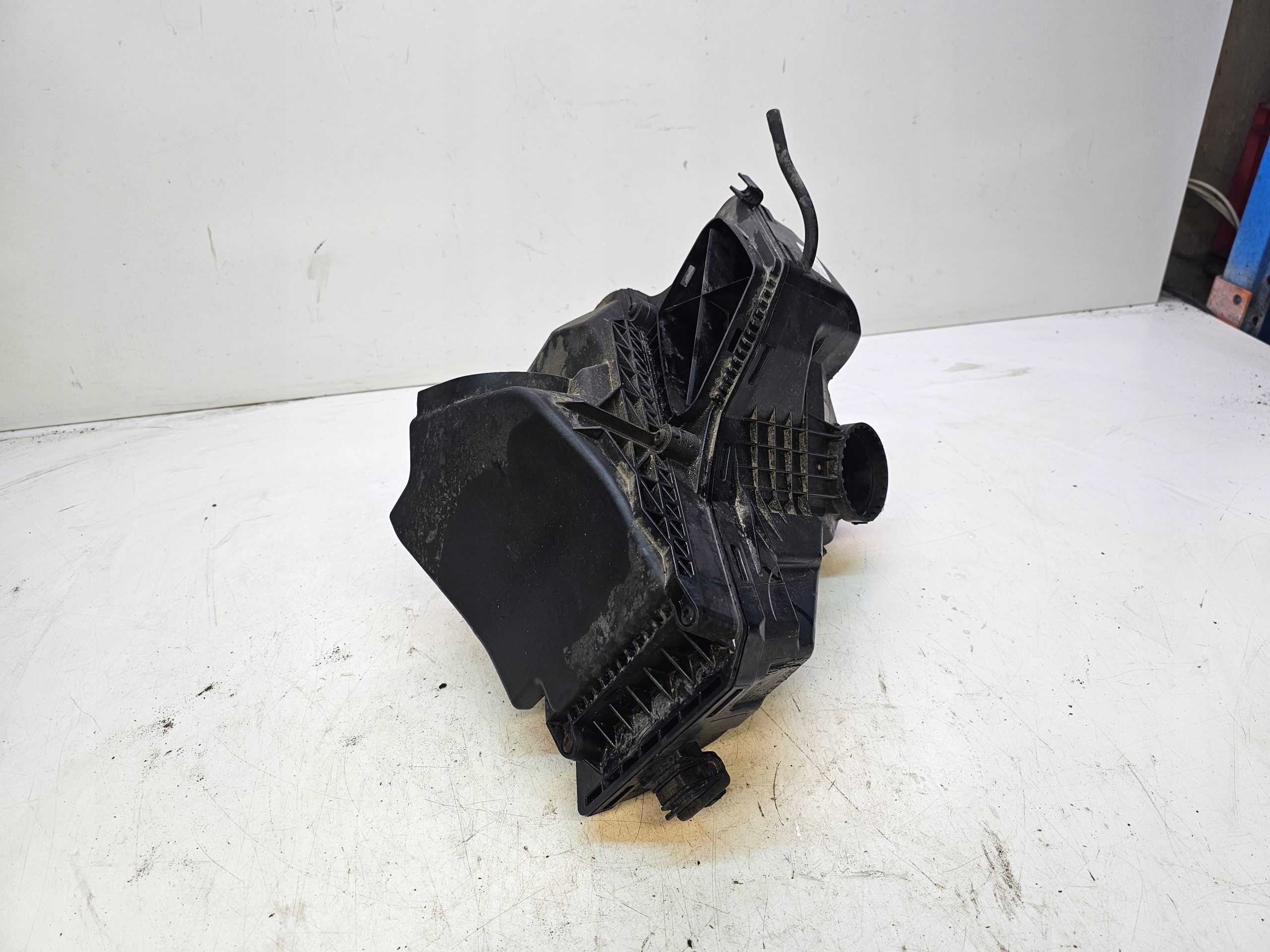 GEHÄUSE FILTER LUFT AUDI A4 B8 A5 8K0133835BH