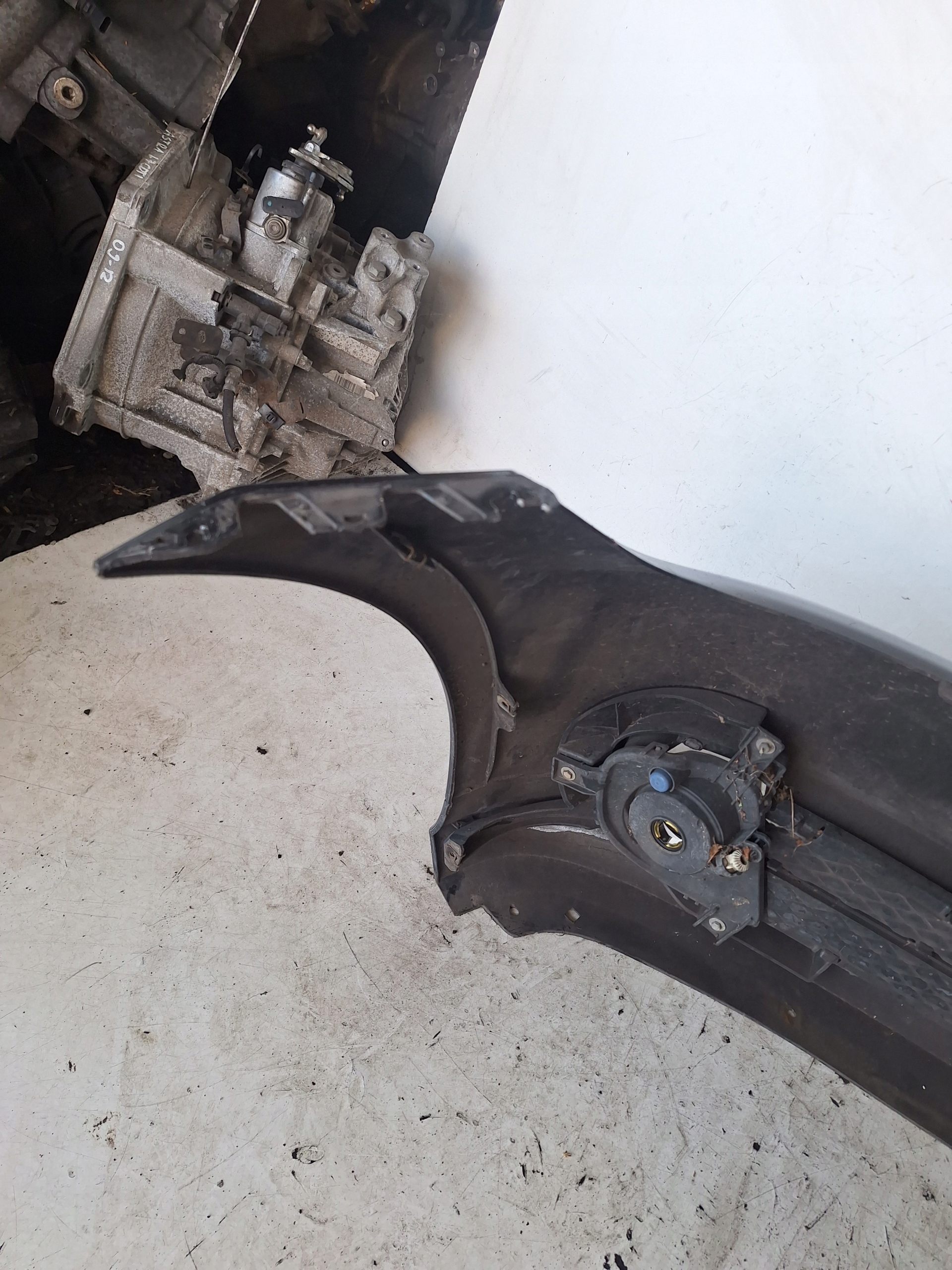 BMW 3 E90 E91 LCI 08-12 bumper