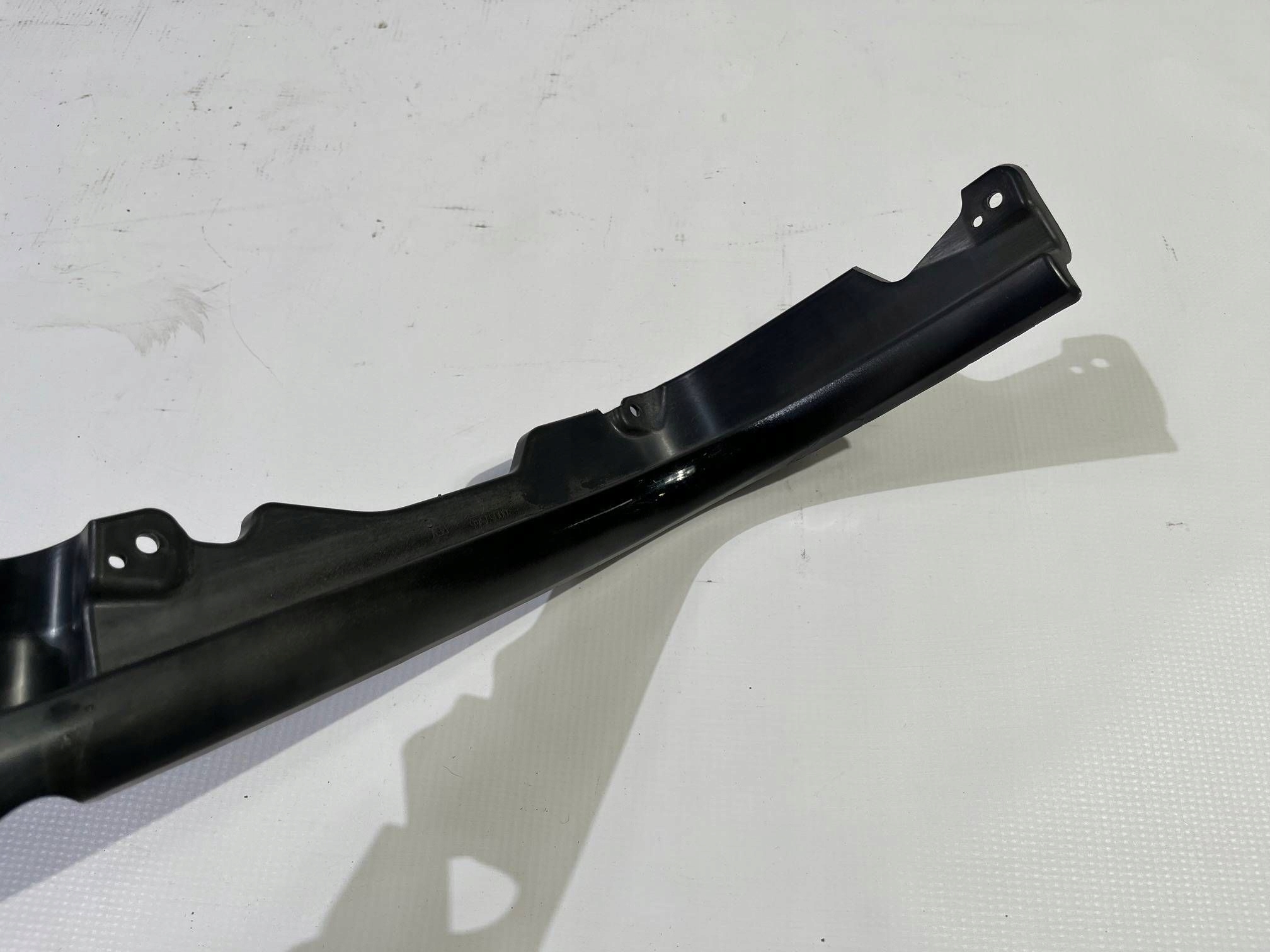 support holder lights of a bumper left front Chevrolet Camaro 2009-2013